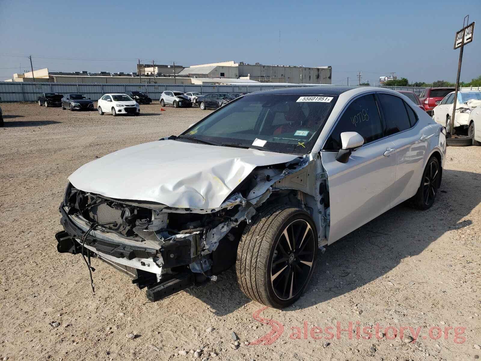 4T1B61HK5JU668997 2018 TOYOTA CAMRY