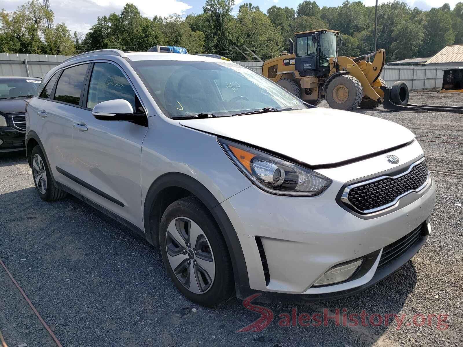 KNDCC3LC1H5035205 2017 KIA NIRO