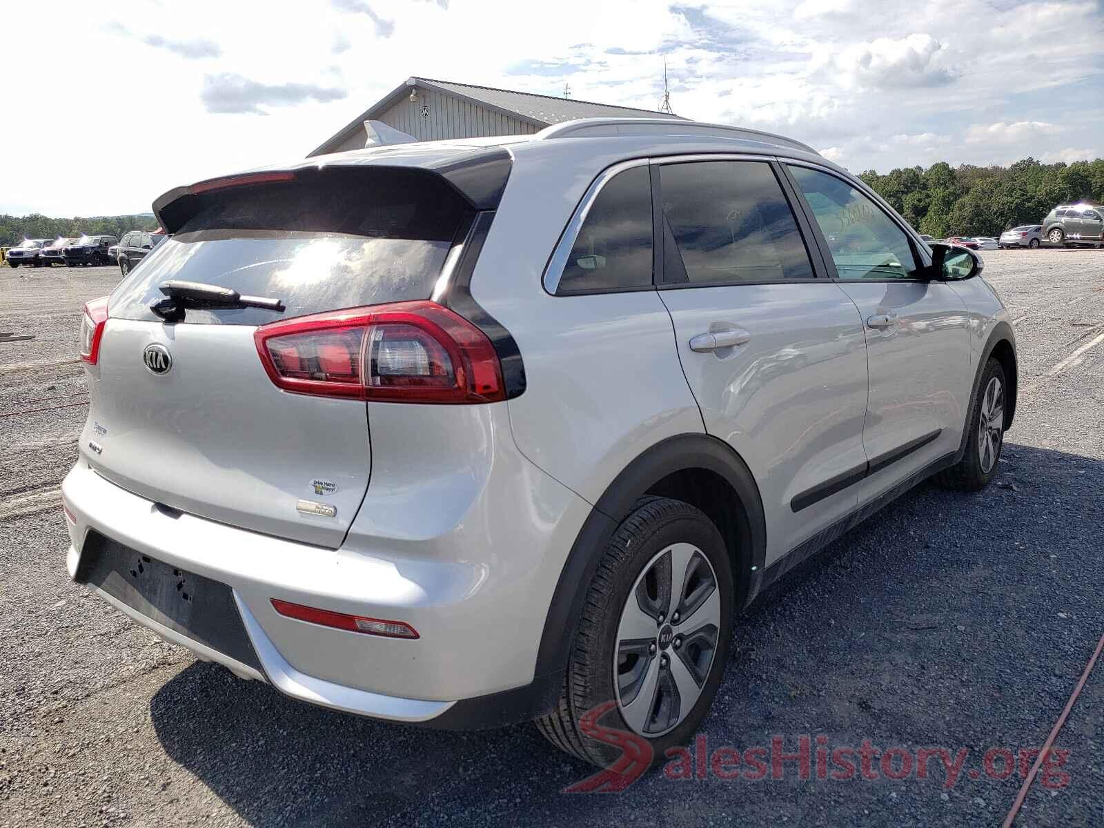 KNDCC3LC1H5035205 2017 KIA NIRO