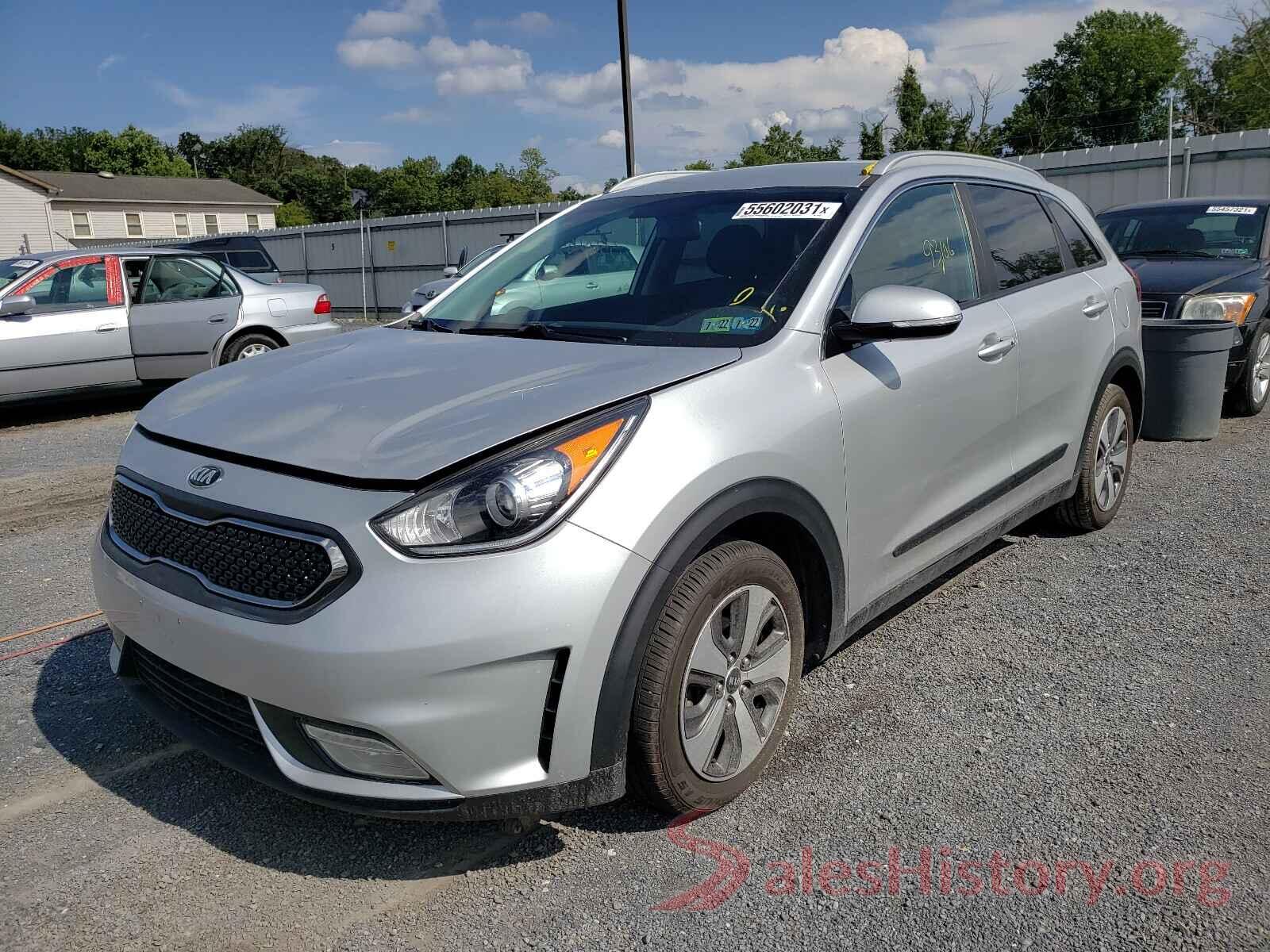 KNDCC3LC1H5035205 2017 KIA NIRO