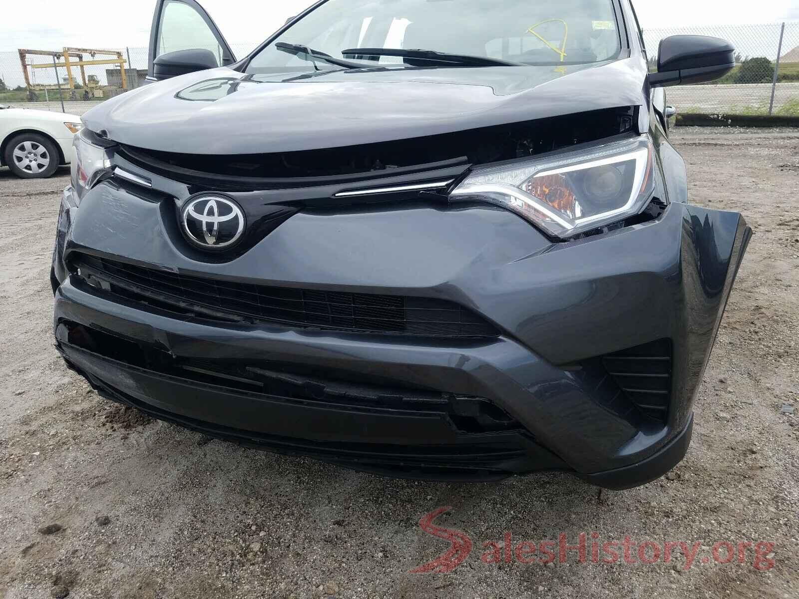 JTMZFREV7HJ131415 2017 TOYOTA RAV4