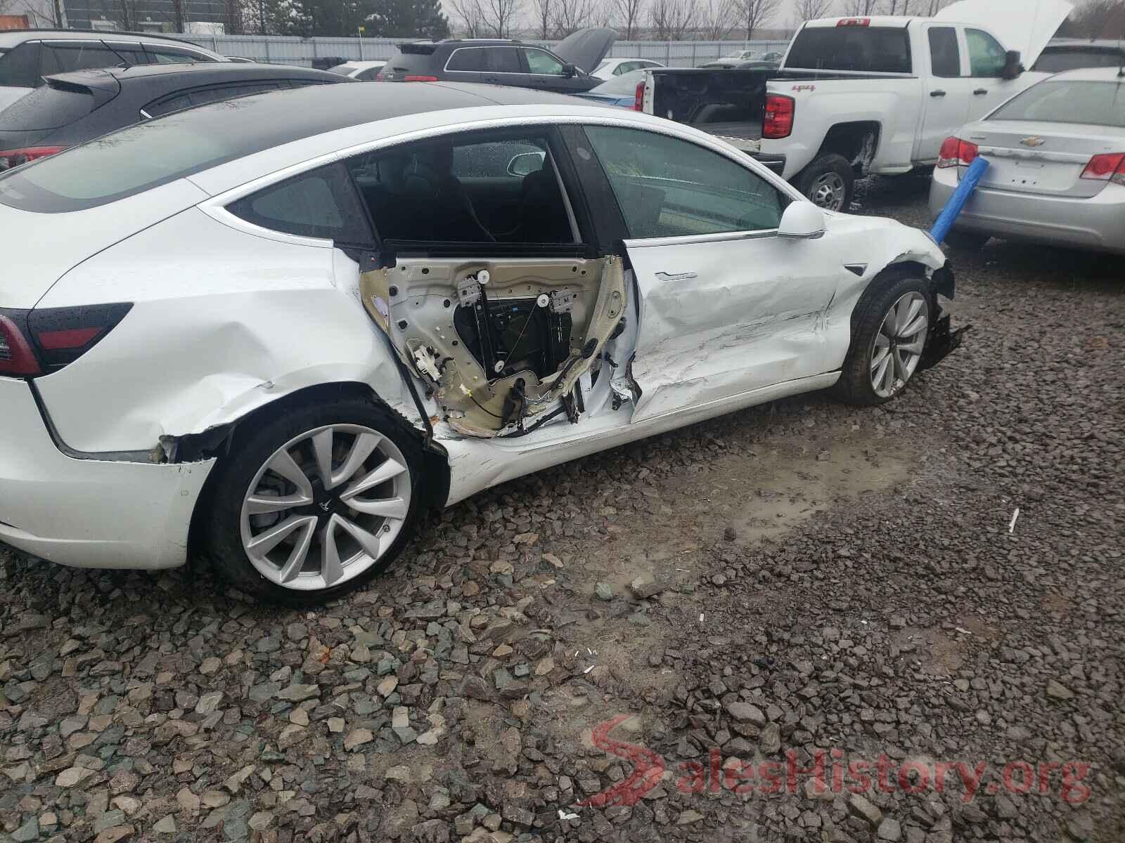 5YJ3E1EA8KF480430 2019 TESLA MODEL 3