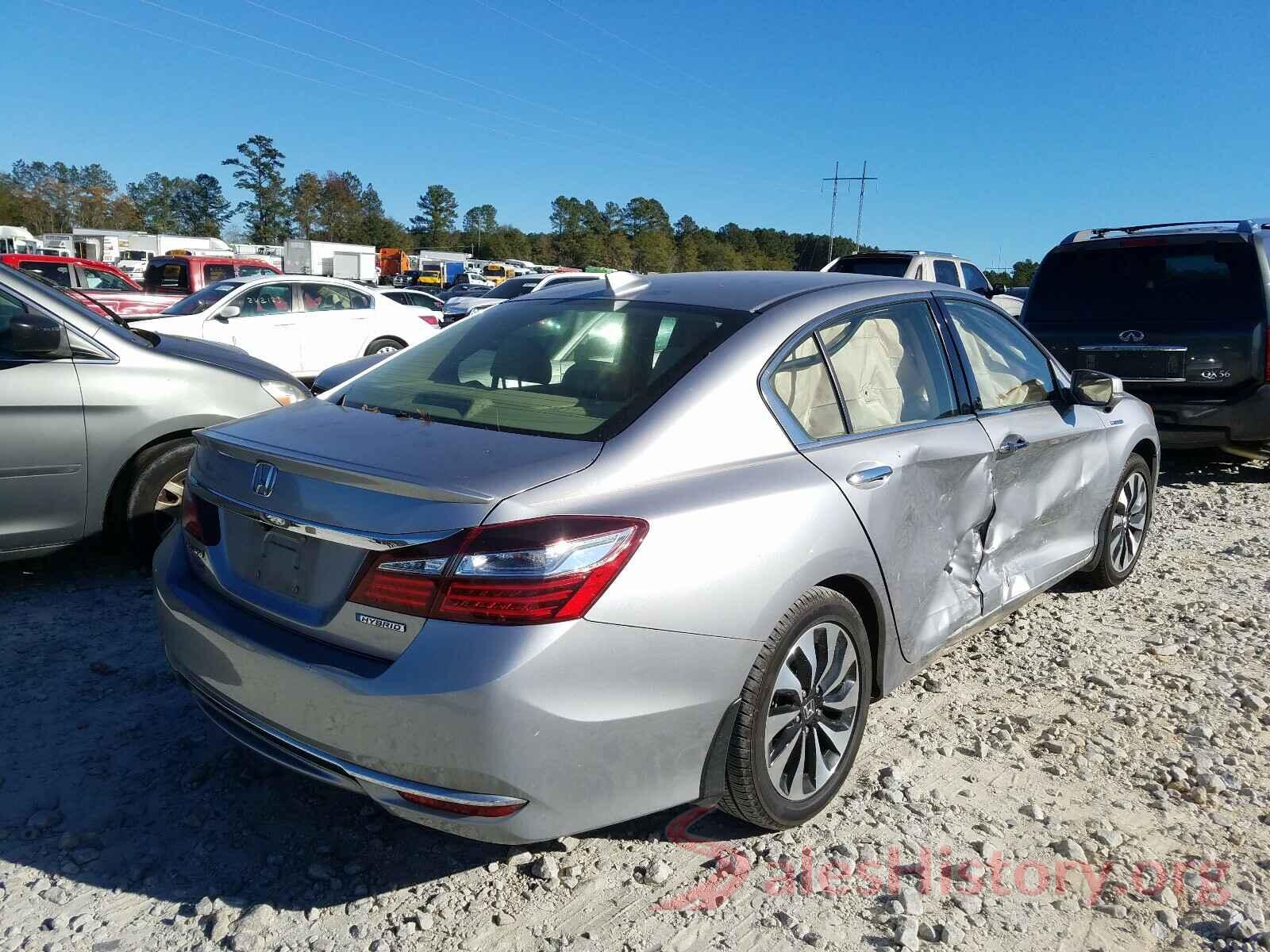 JHMCR6F56HC005544 2017 HONDA ACCORD