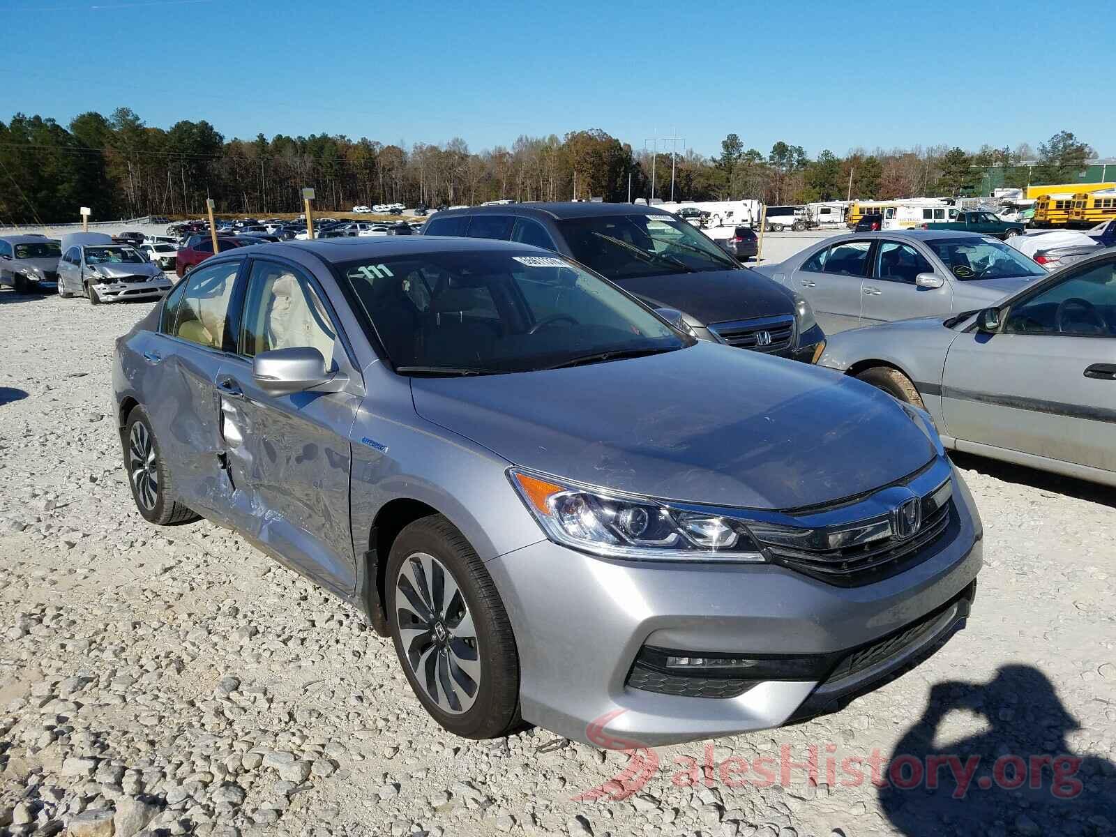 JHMCR6F56HC005544 2017 HONDA ACCORD