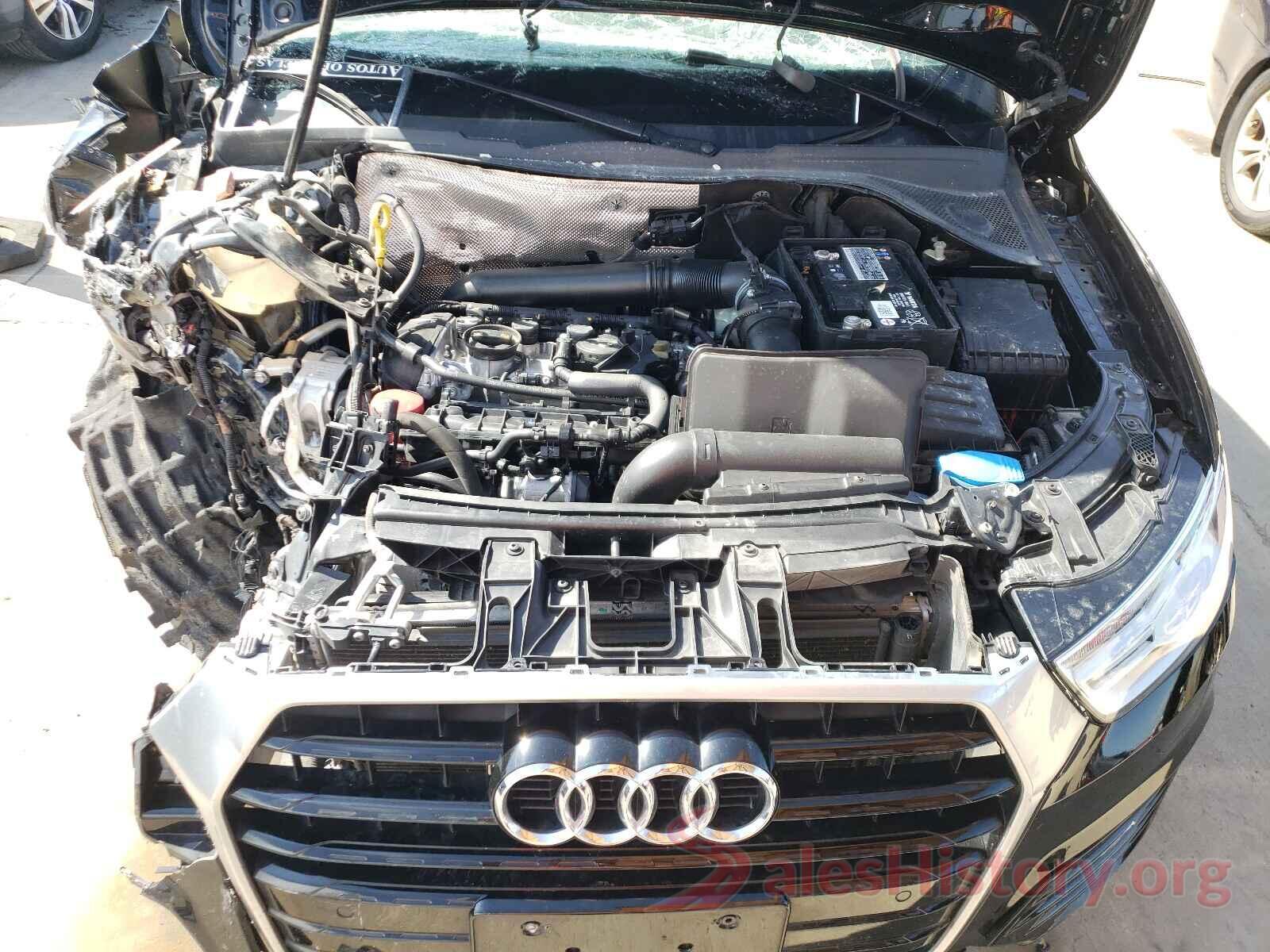 WA1BCCFS8JR015296 2018 AUDI Q3