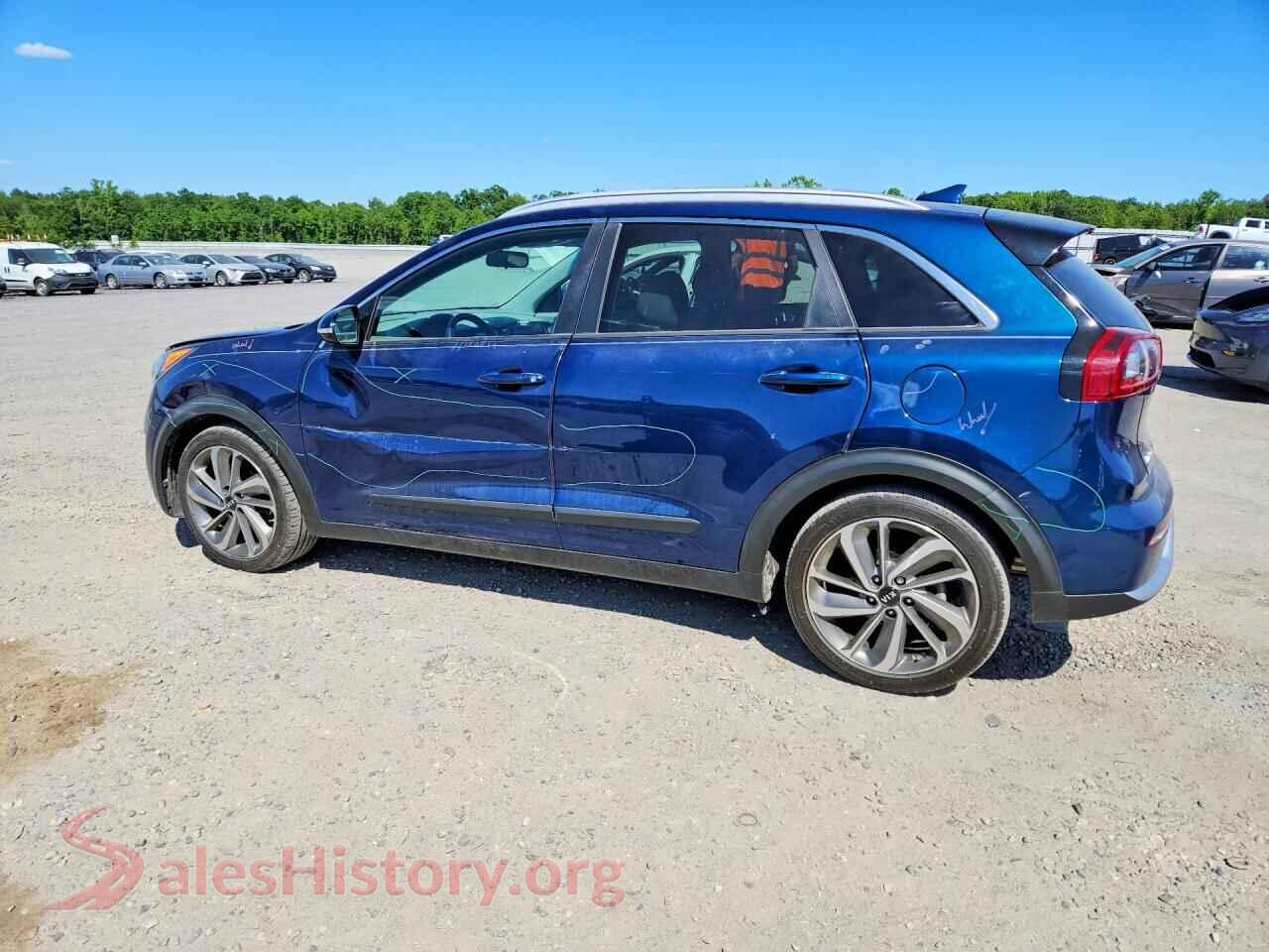 2017 KIA NIRO VIN KNDCE3LC1H5070272, front view
