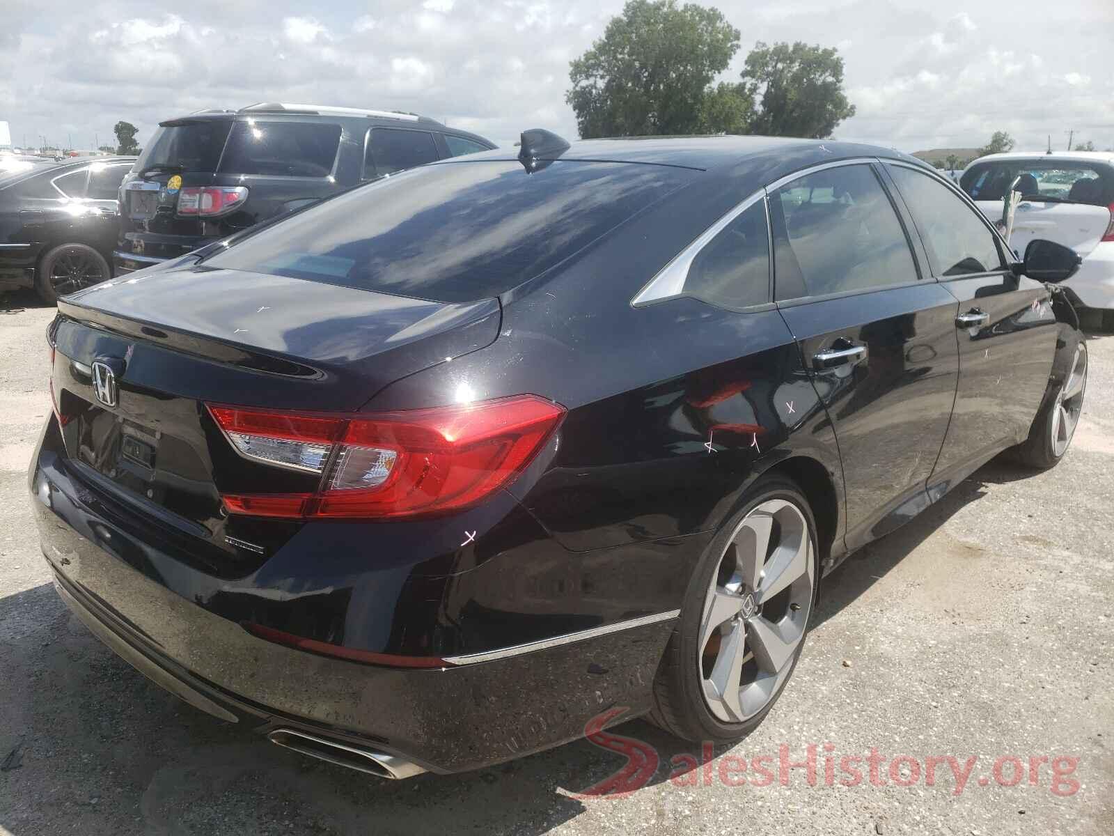 1HGCV1F93JA022713 2018 HONDA ACCORD