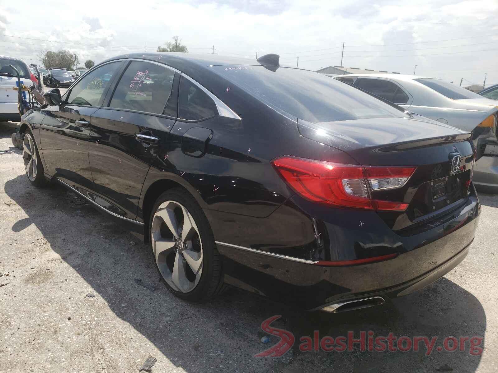 1HGCV1F93JA022713 2018 HONDA ACCORD