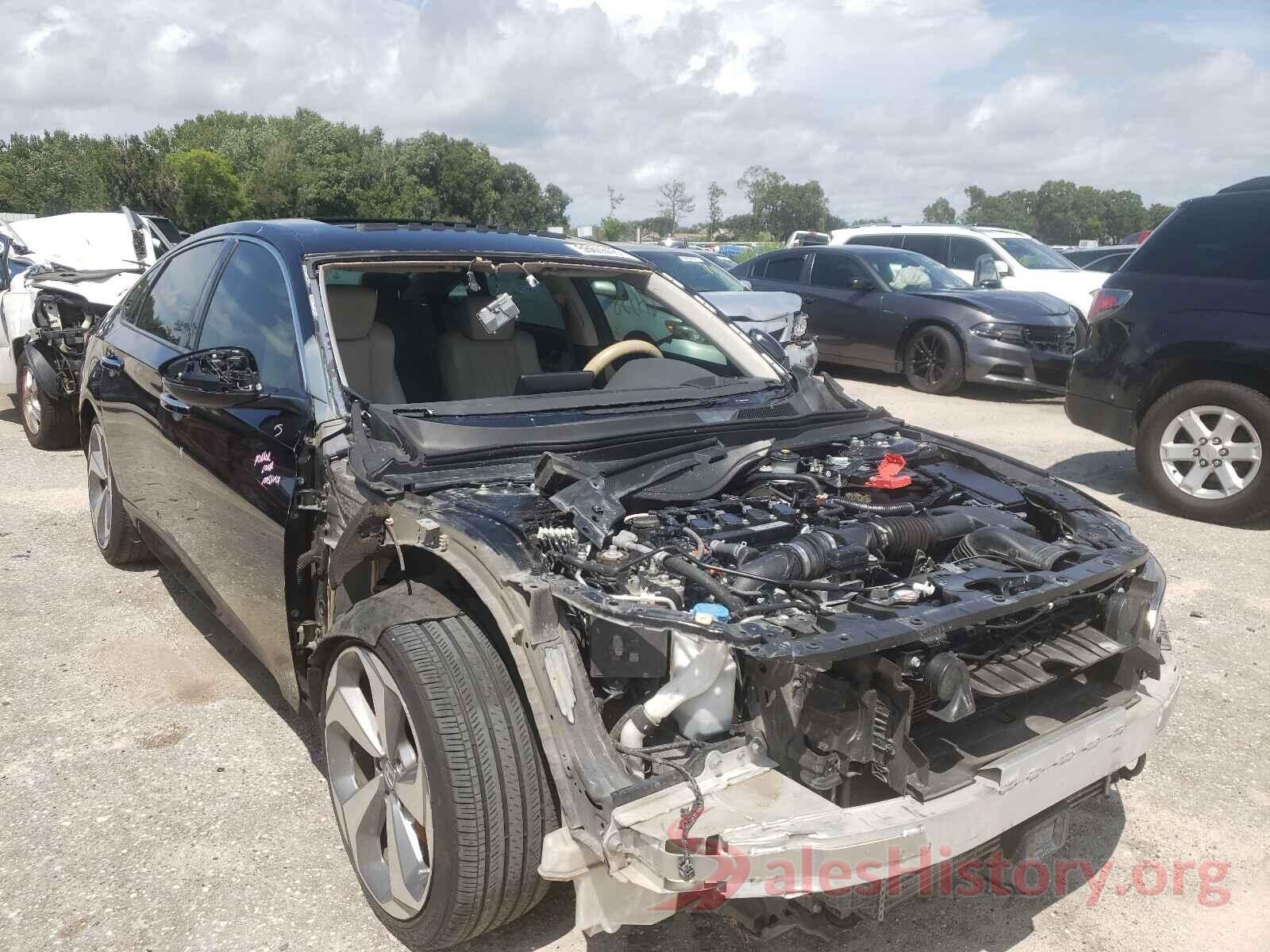 1HGCV1F93JA022713 2018 HONDA ACCORD