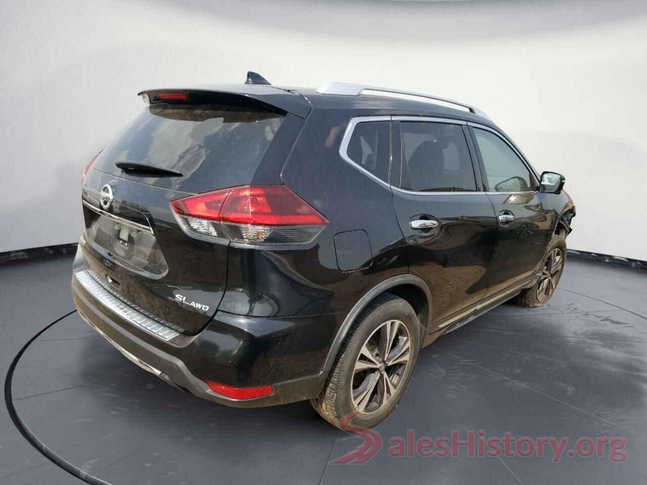 JN8AT2MVXJW306266 2018 NISSAN ROGUE