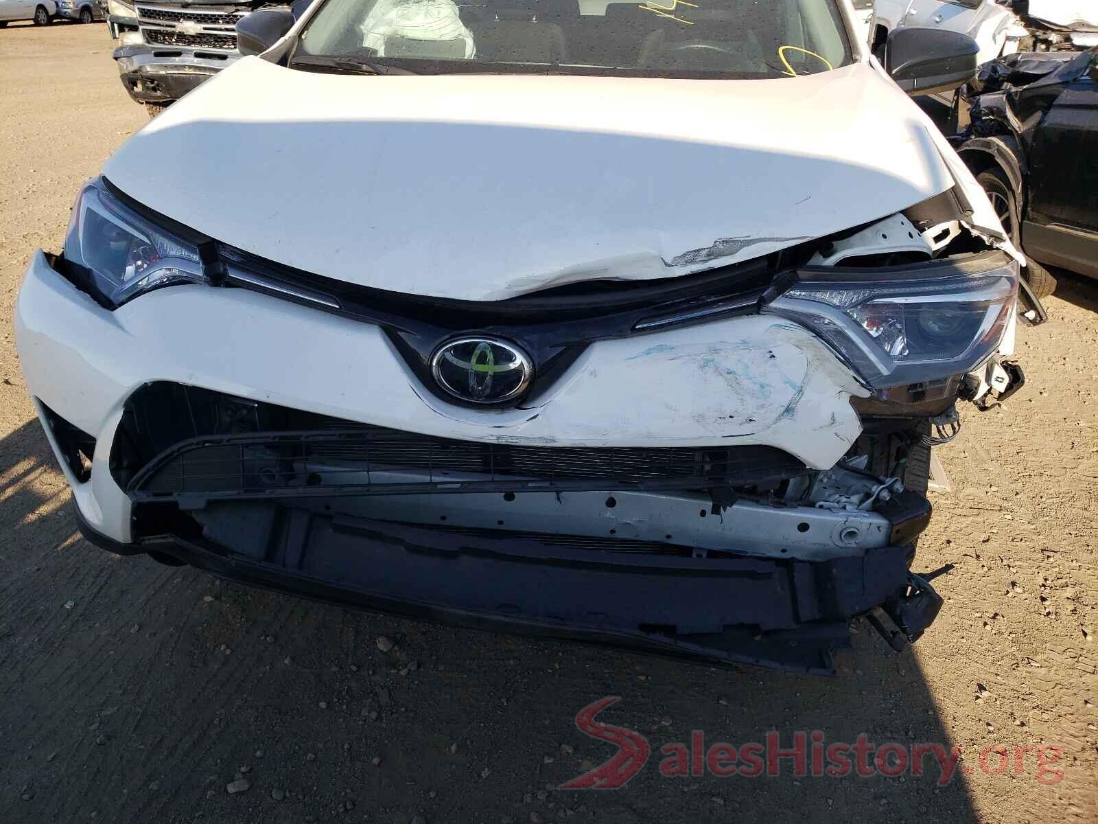 2T3BFREVXJW764208 2018 TOYOTA RAV4