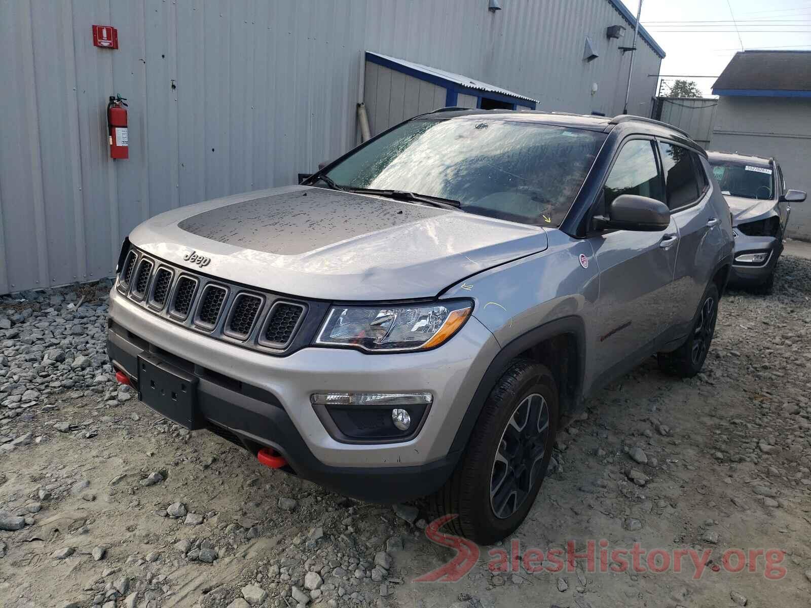 3C4NJDDB6KT733147 2019 JEEP COMPASS