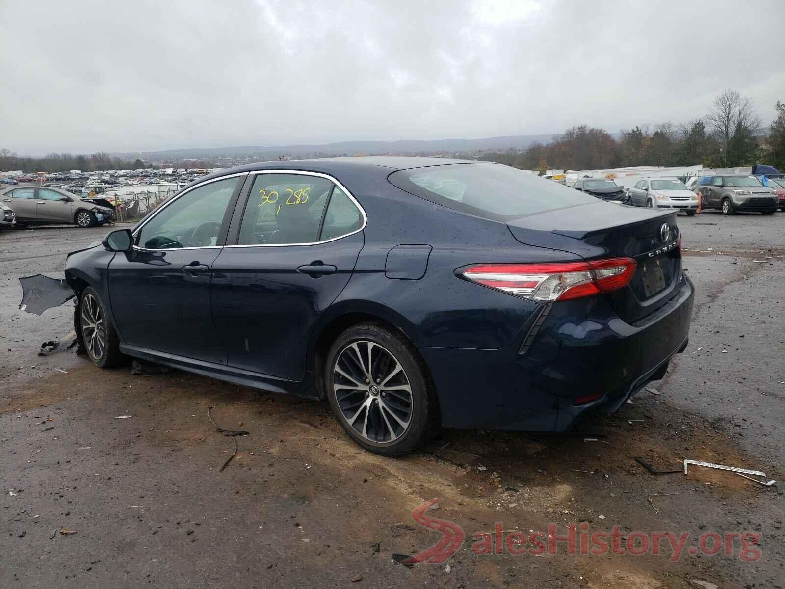 4T1B11HK7JU560928 2018 TOYOTA CAMRY