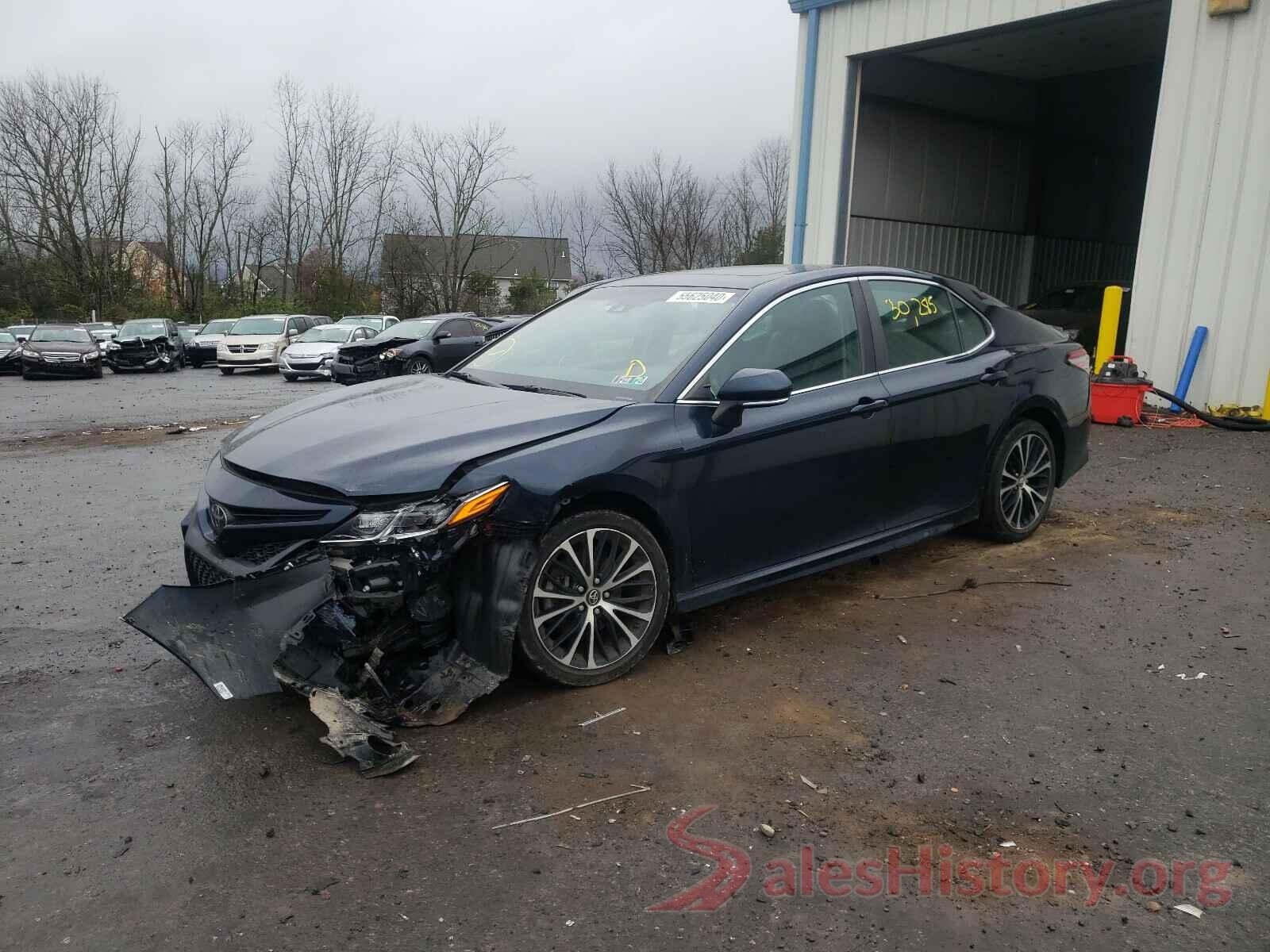 4T1B11HK7JU560928 2018 TOYOTA CAMRY