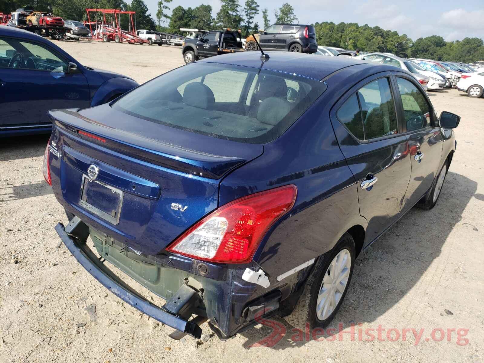 3N1CN7AP9JL875264 2018 NISSAN VERSA