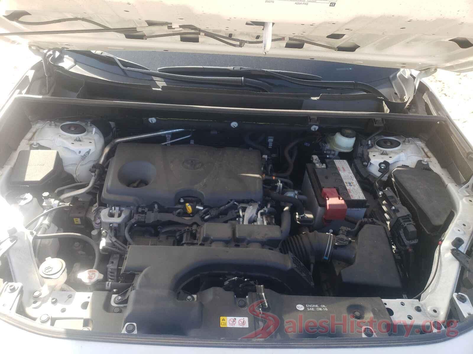 JTMC1RFVXKD032807 2019 TOYOTA RAV4