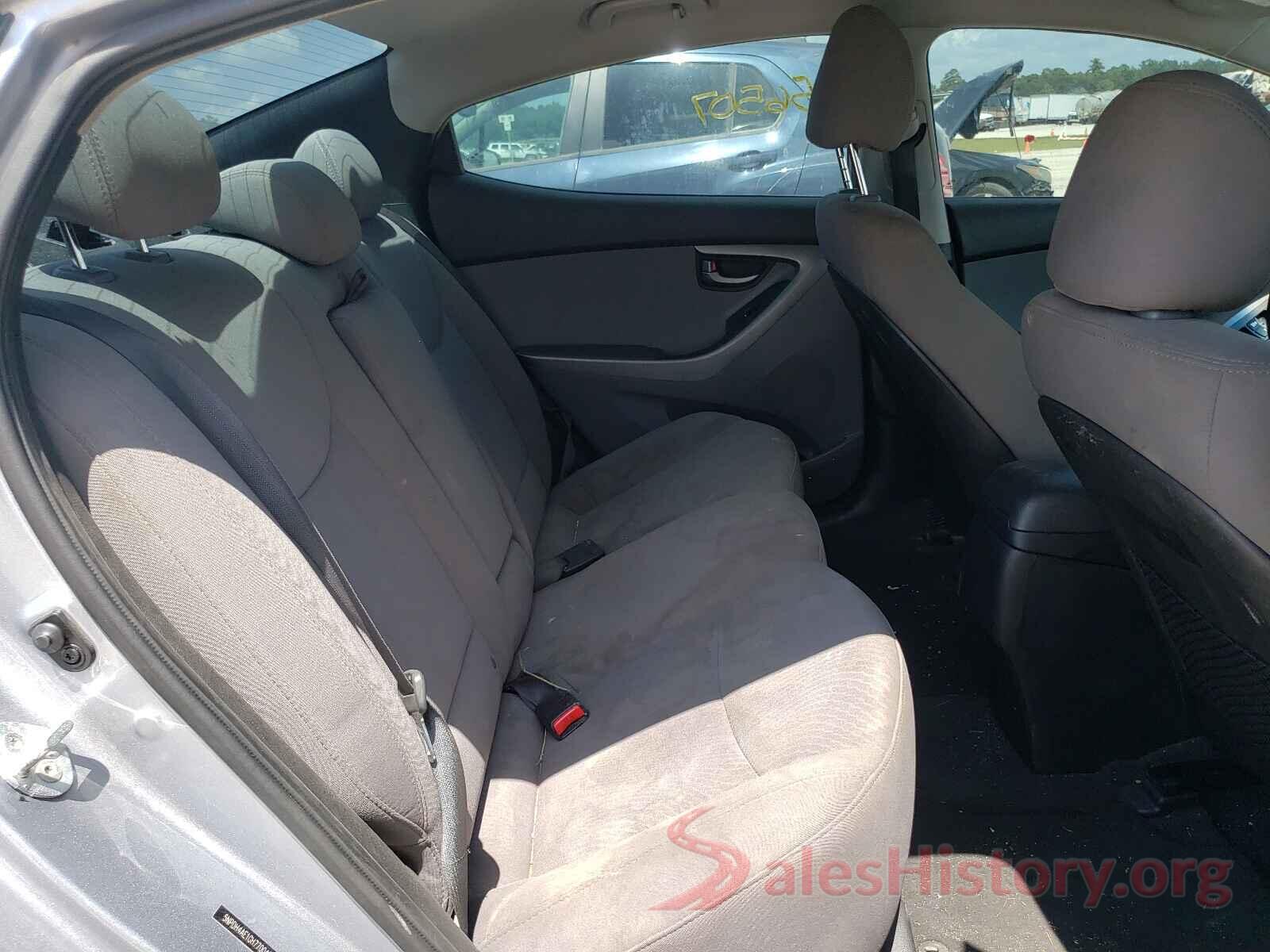 5NPDH4AE1GH770040 2016 HYUNDAI ELANTRA