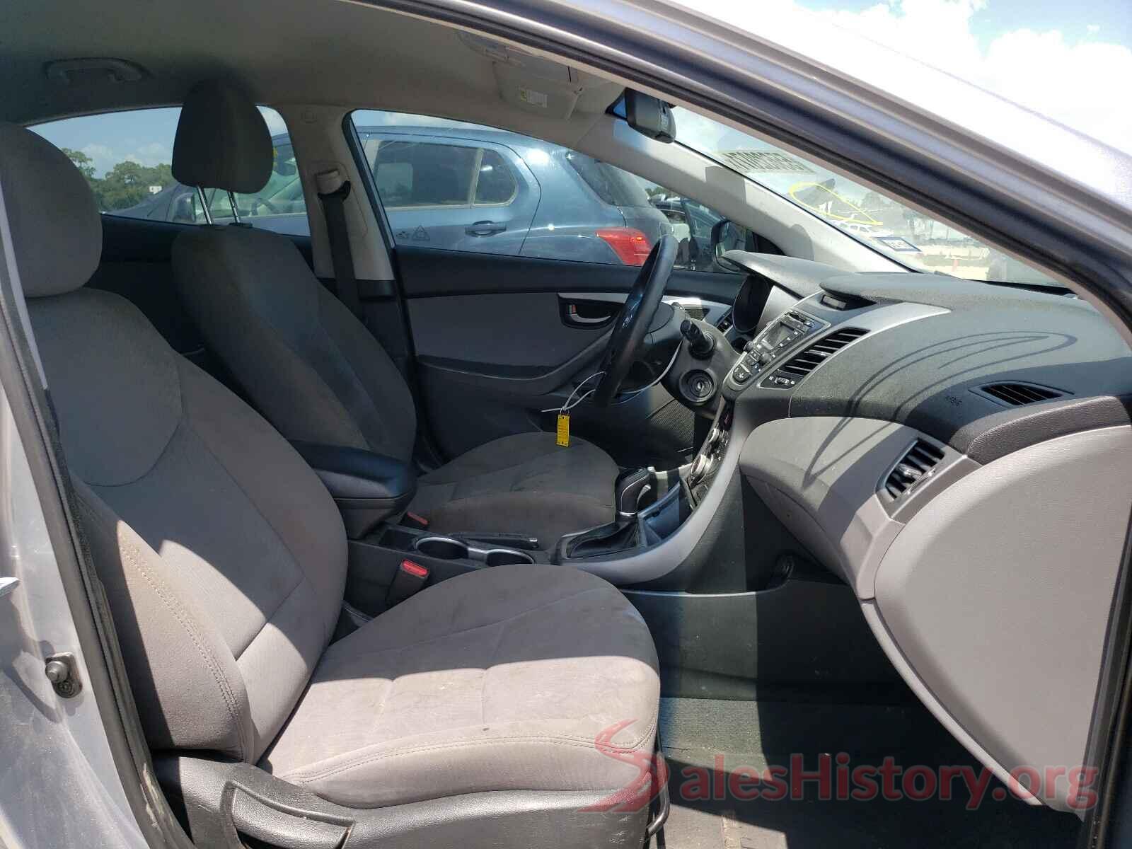 5NPDH4AE1GH770040 2016 HYUNDAI ELANTRA