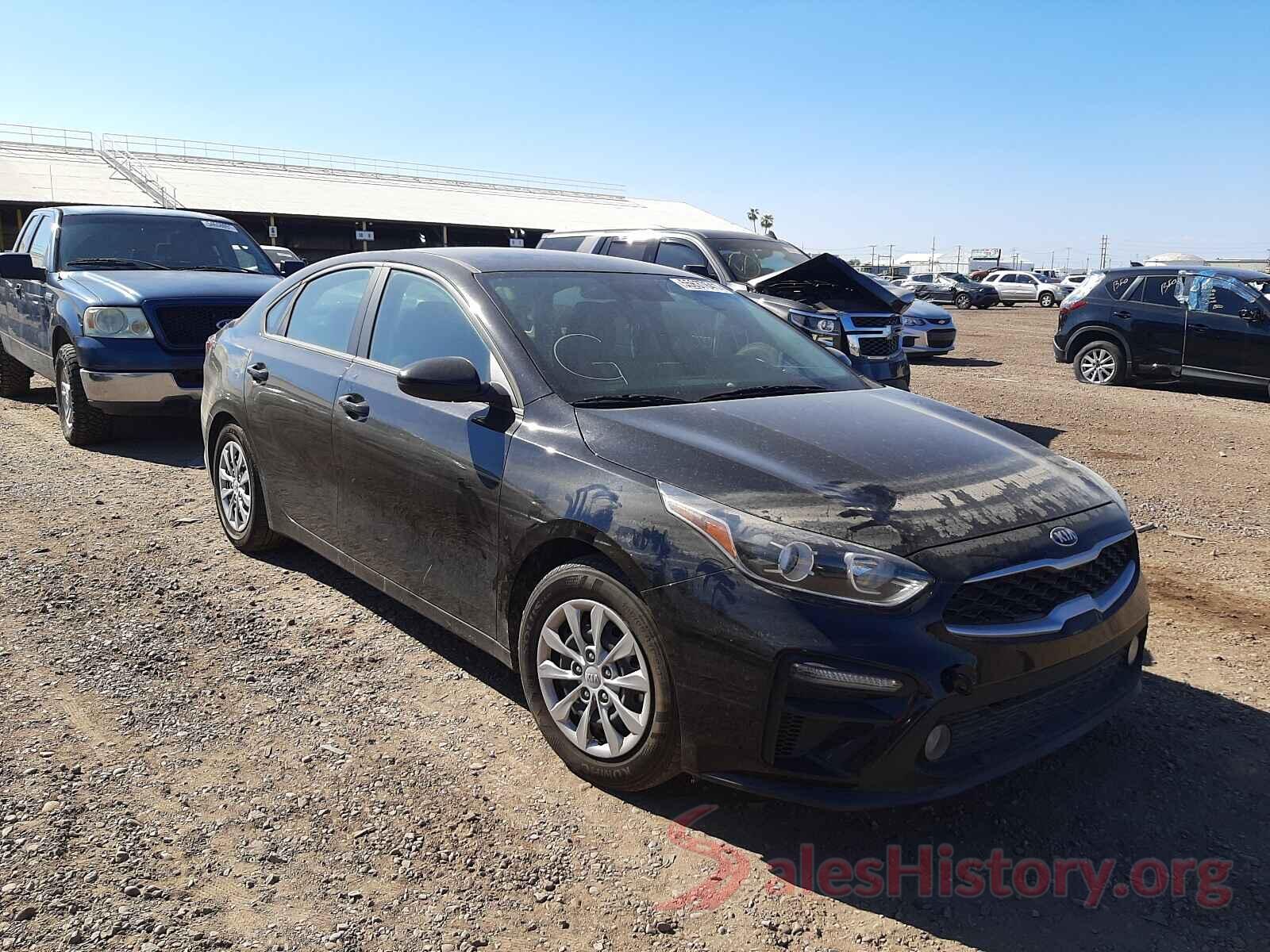 3KPF24AD8KE110253 2019 KIA FORTE