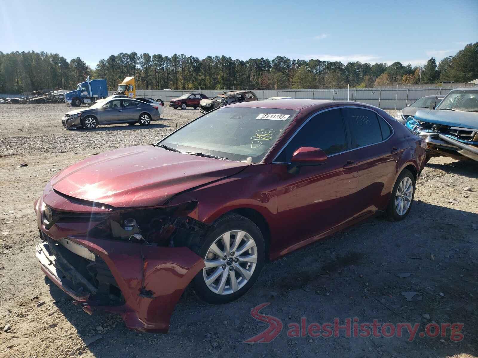 4T1B11HK2JU590564 2018 TOYOTA CAMRY