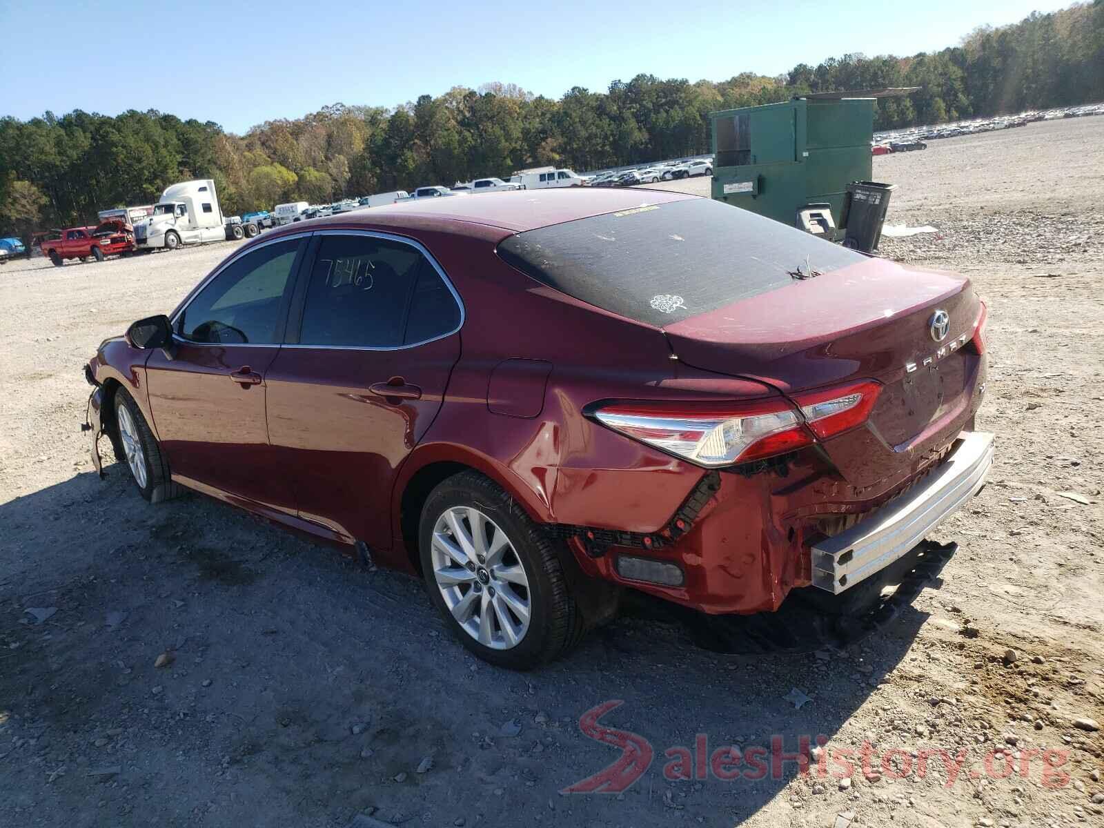 4T1B11HK2JU590564 2018 TOYOTA CAMRY