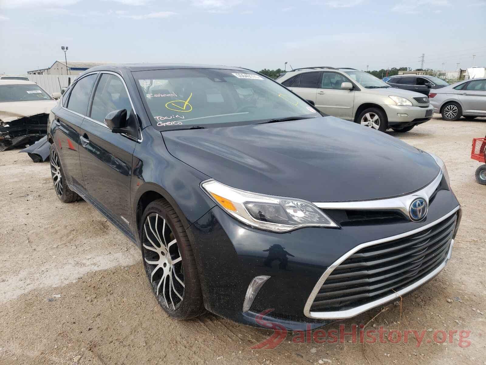 4T1BD1EB3JU062141 2018 TOYOTA AVALON