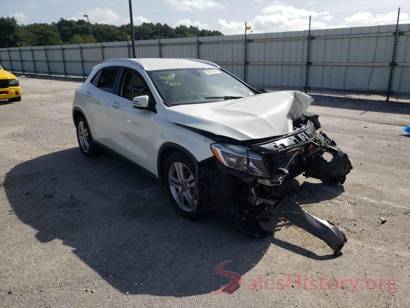 WDCTG4EB2JJ432699 2018 MERCEDES-BENZ GLA-CLASS