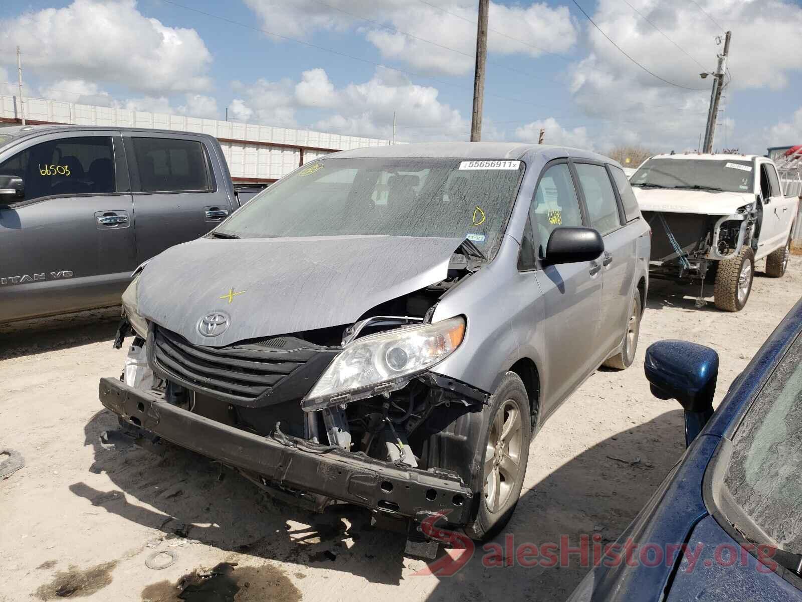 5TDZZ3DC2HS776268 2017 TOYOTA SIENNA