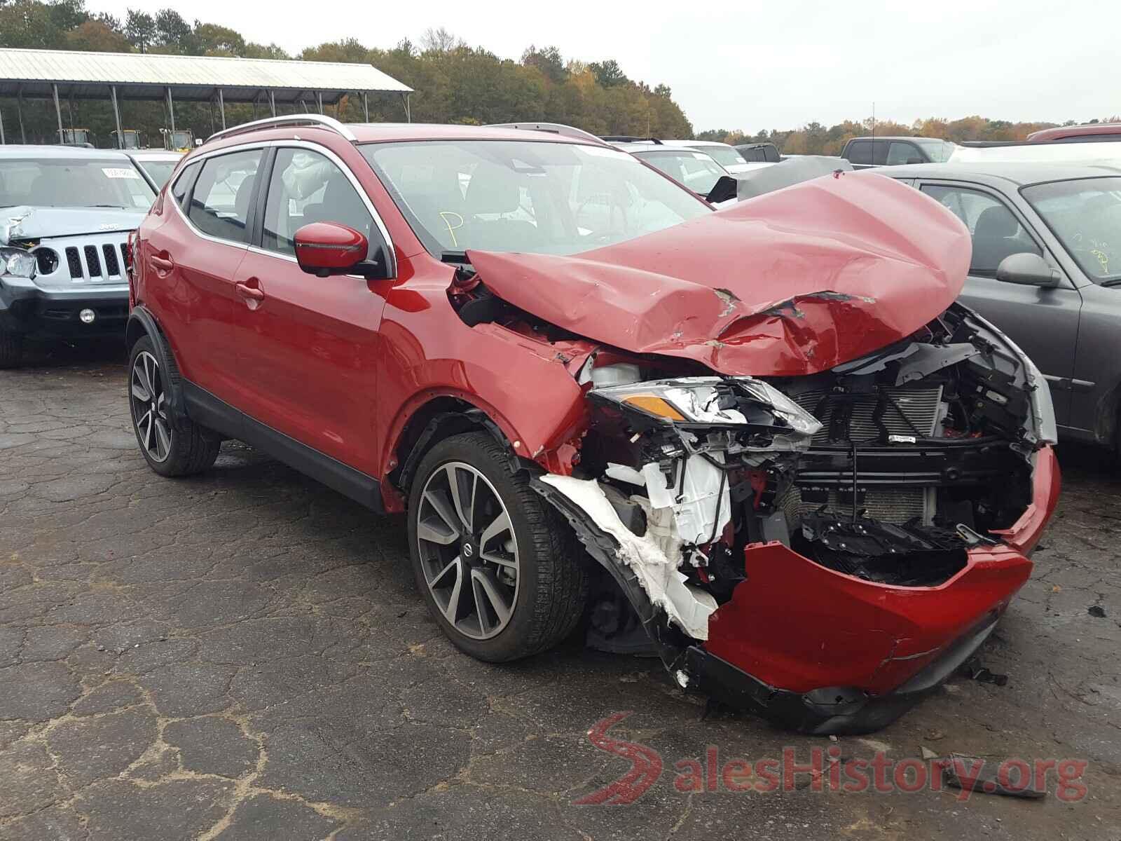 JN1BJ1CP1JW187125 2018 NISSAN ROGUE