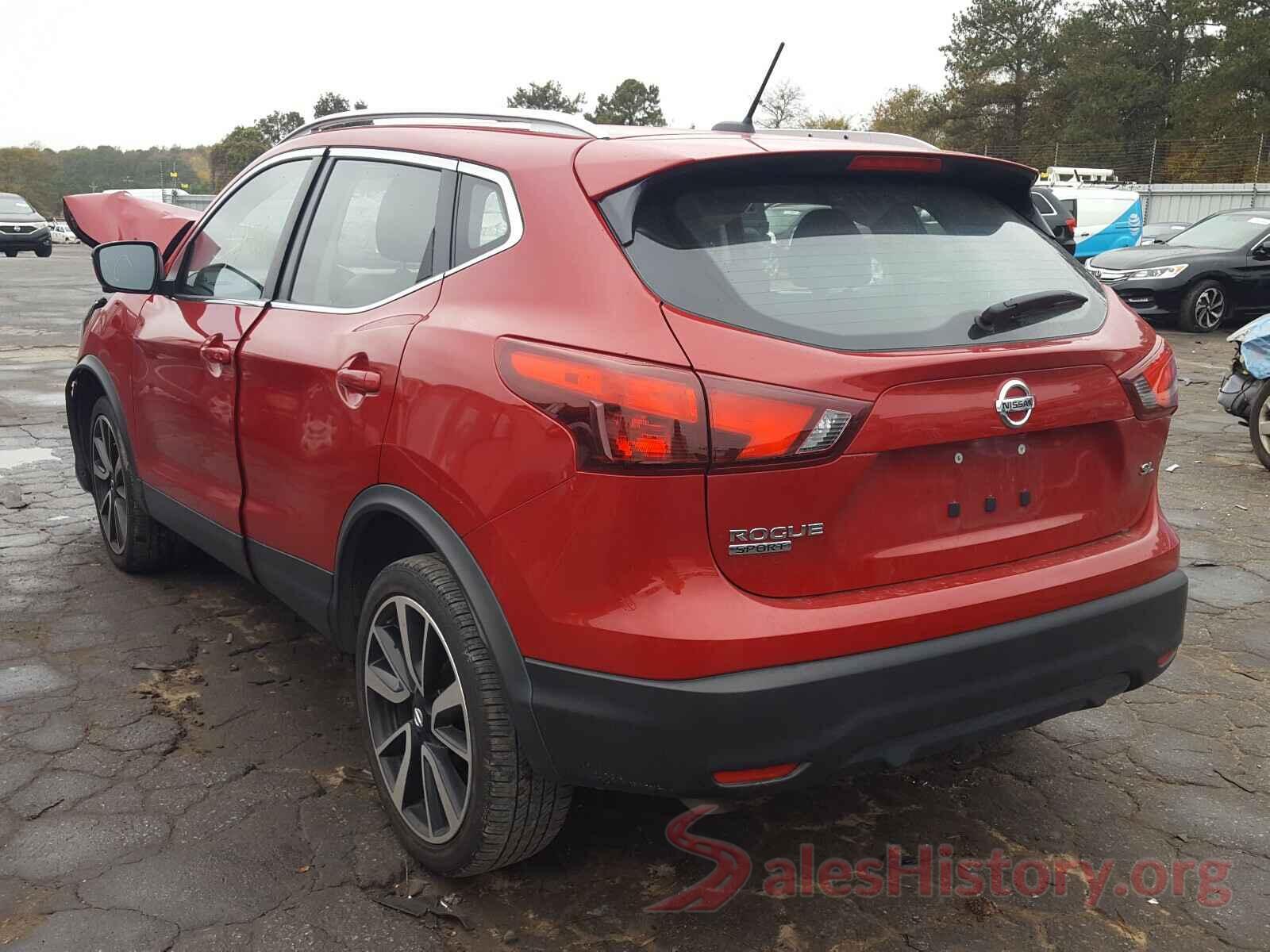 JN1BJ1CP1JW187125 2018 NISSAN ROGUE