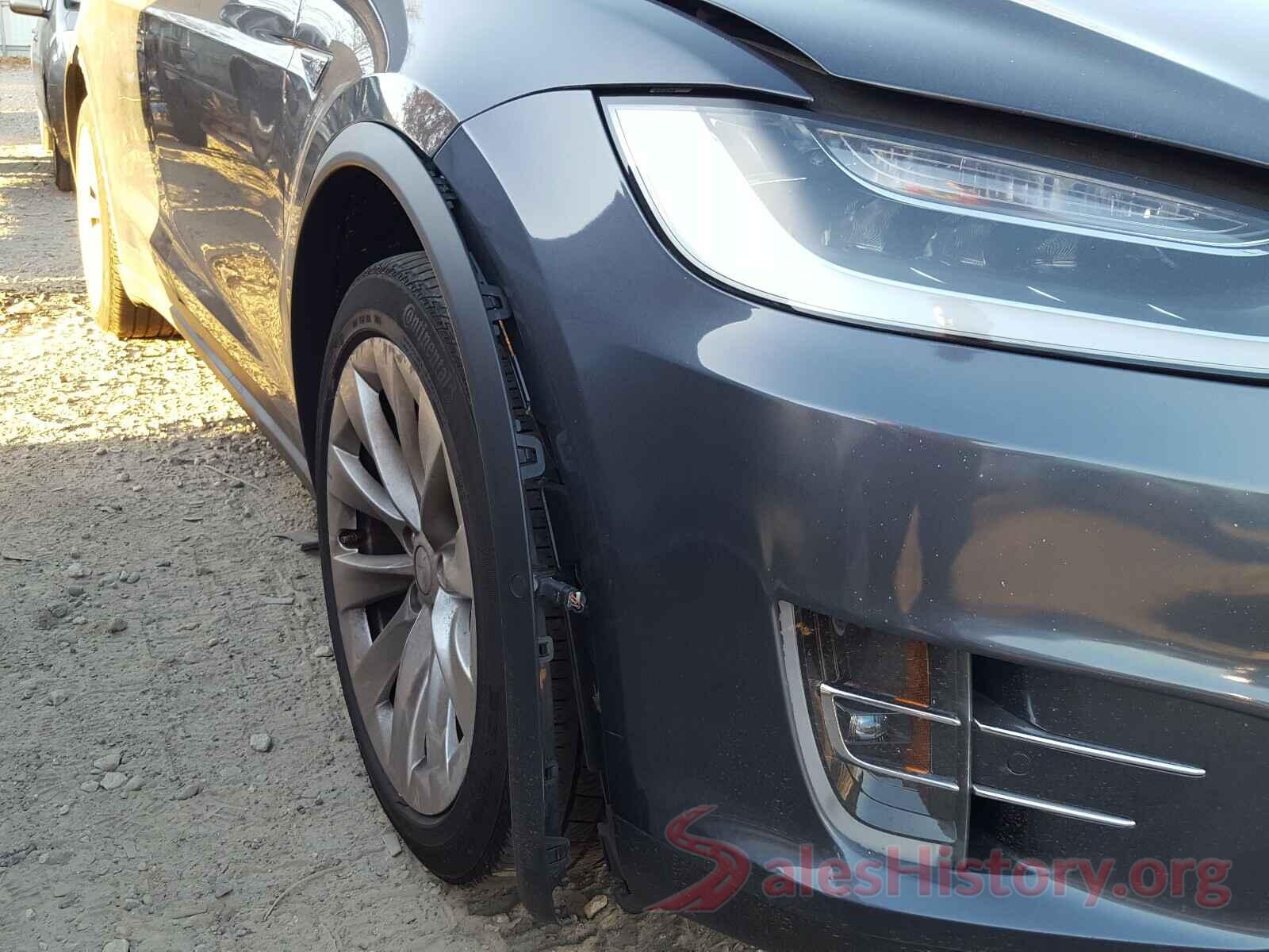 5YJXCAE4XGF000493 2016 TESLA MODEL X