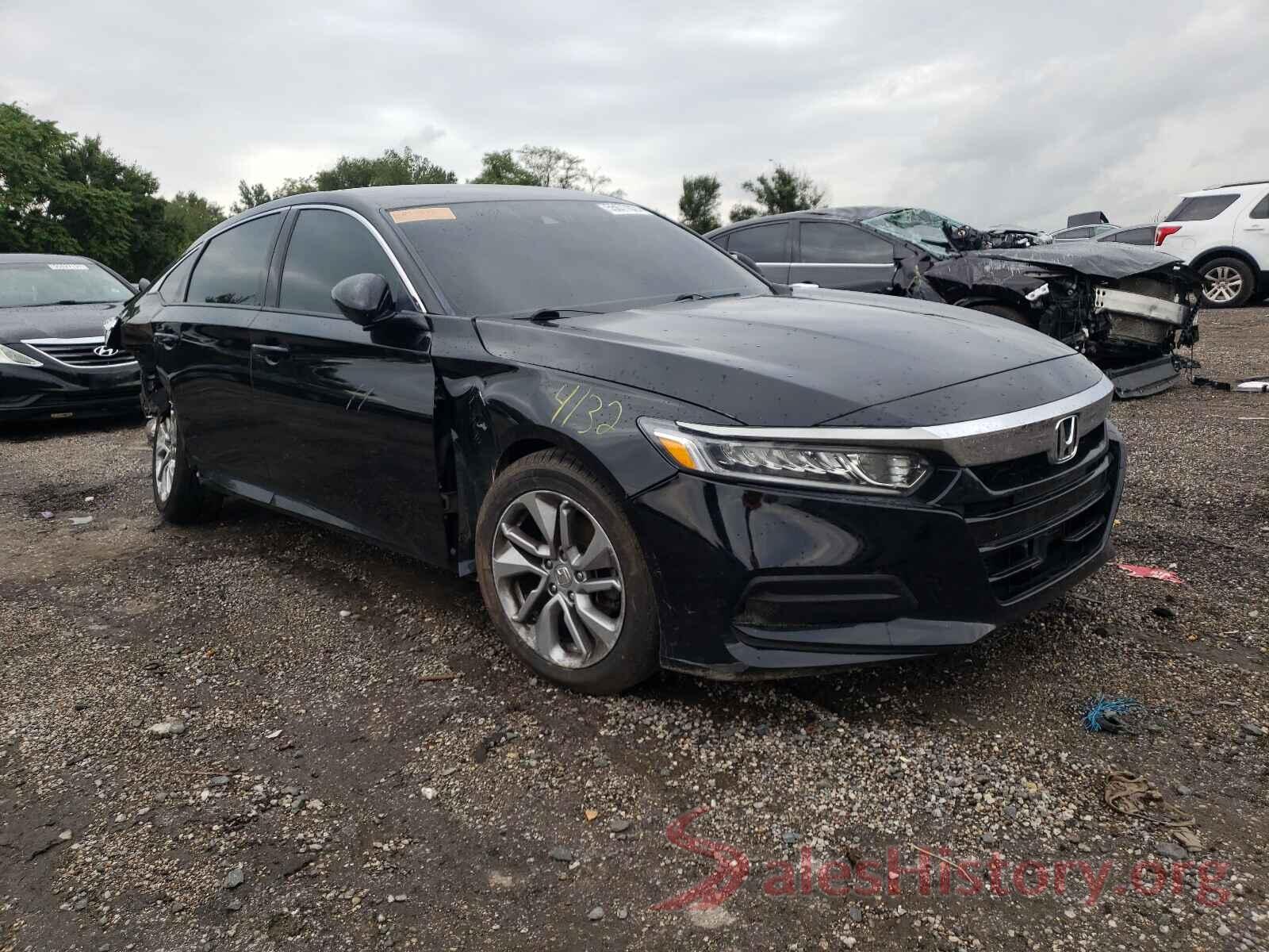 1HGCV1F18JA084117 2018 HONDA ACCORD