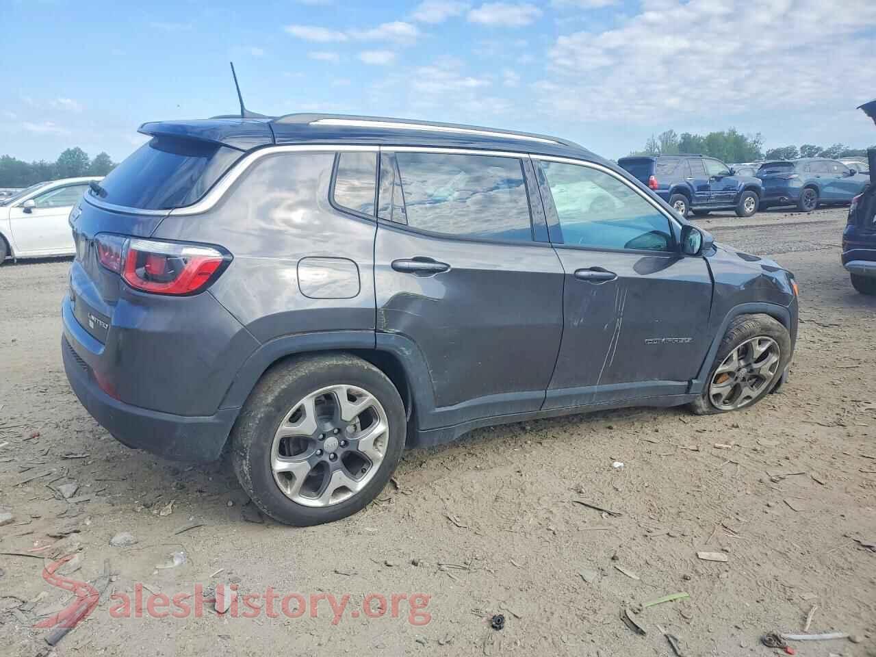 2019 JEEP COMPASS VIN 3C4NJDCB9KT742104, right side view