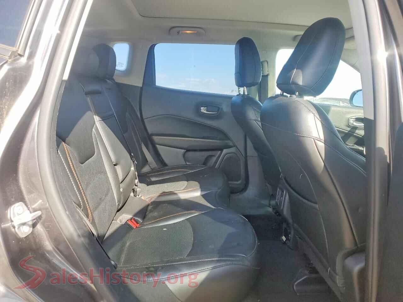 2019 JEEP COMPASS VIN 3C4NJDCB9KT742104, VIN plate