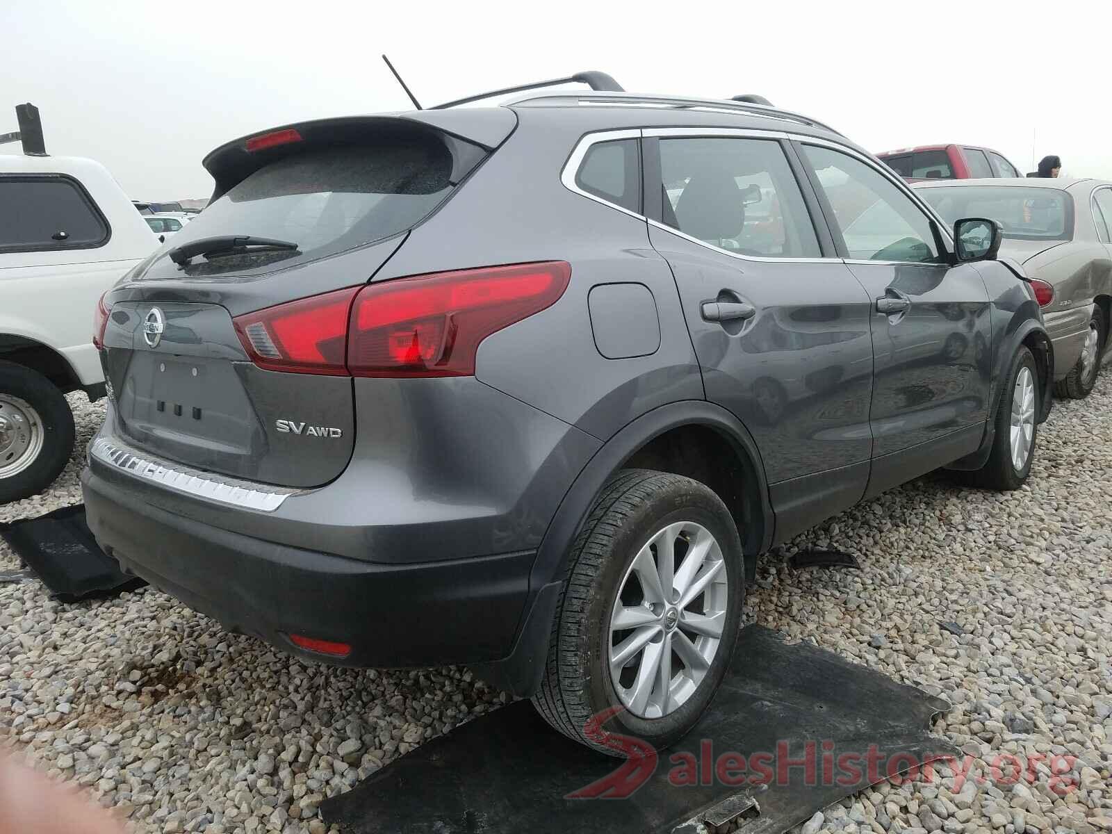 JN1BJ1CR9JW283876 2018 NISSAN ROGUE