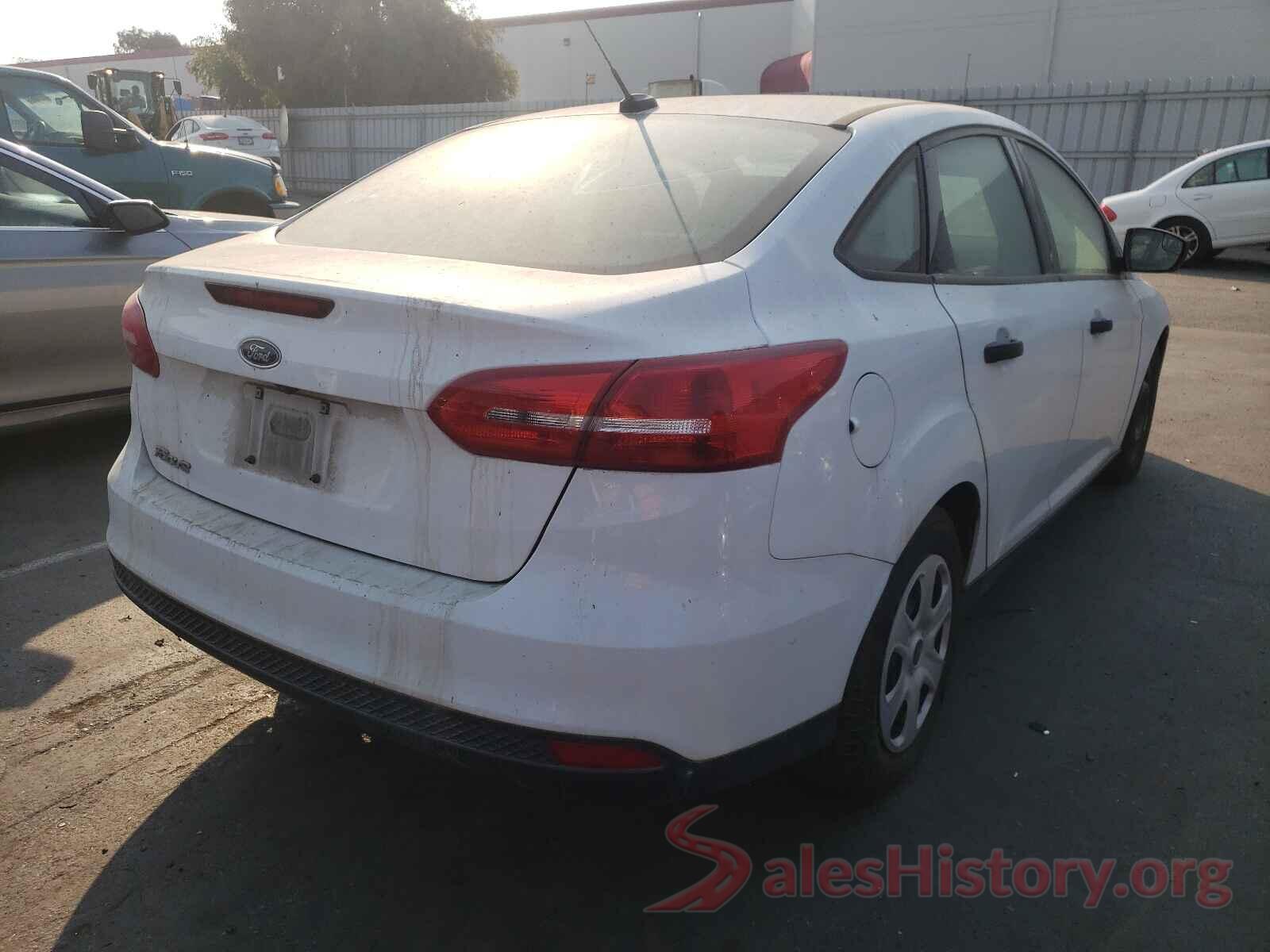 1FADP3E21JL217300 2018 FORD FOCUS