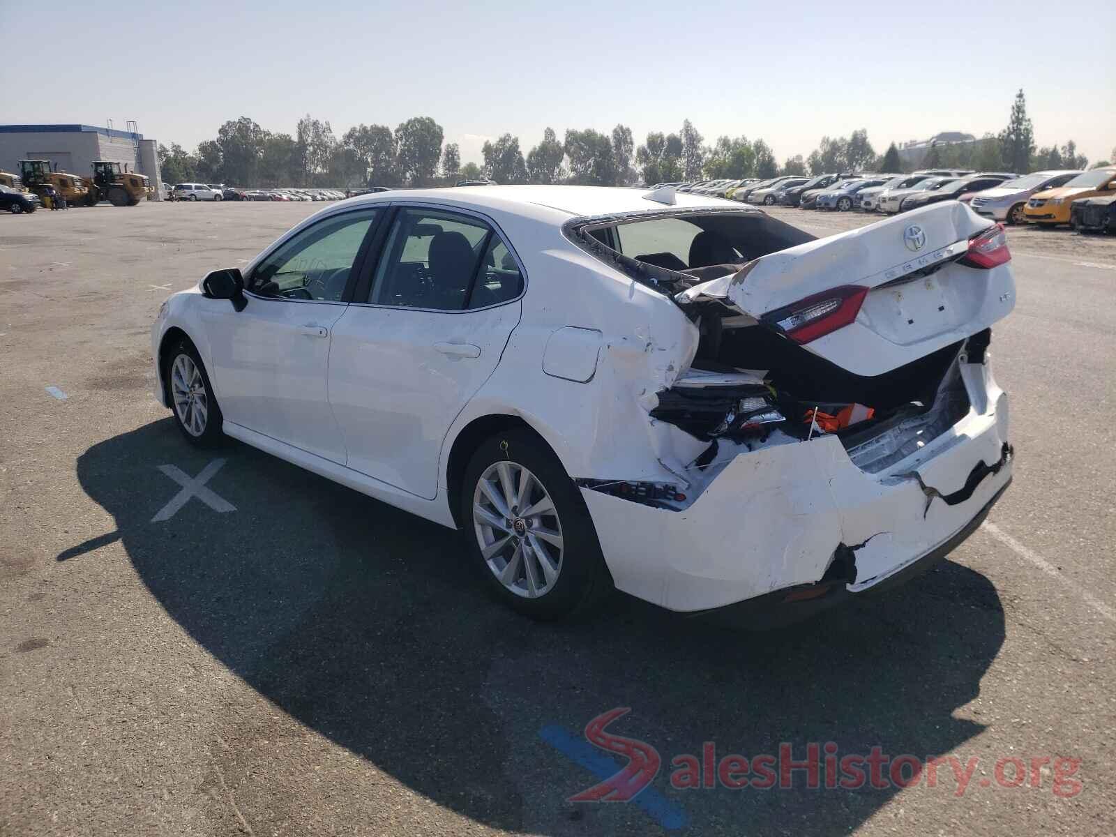 4T1C11AK1MU560393 2021 TOYOTA CAMRY