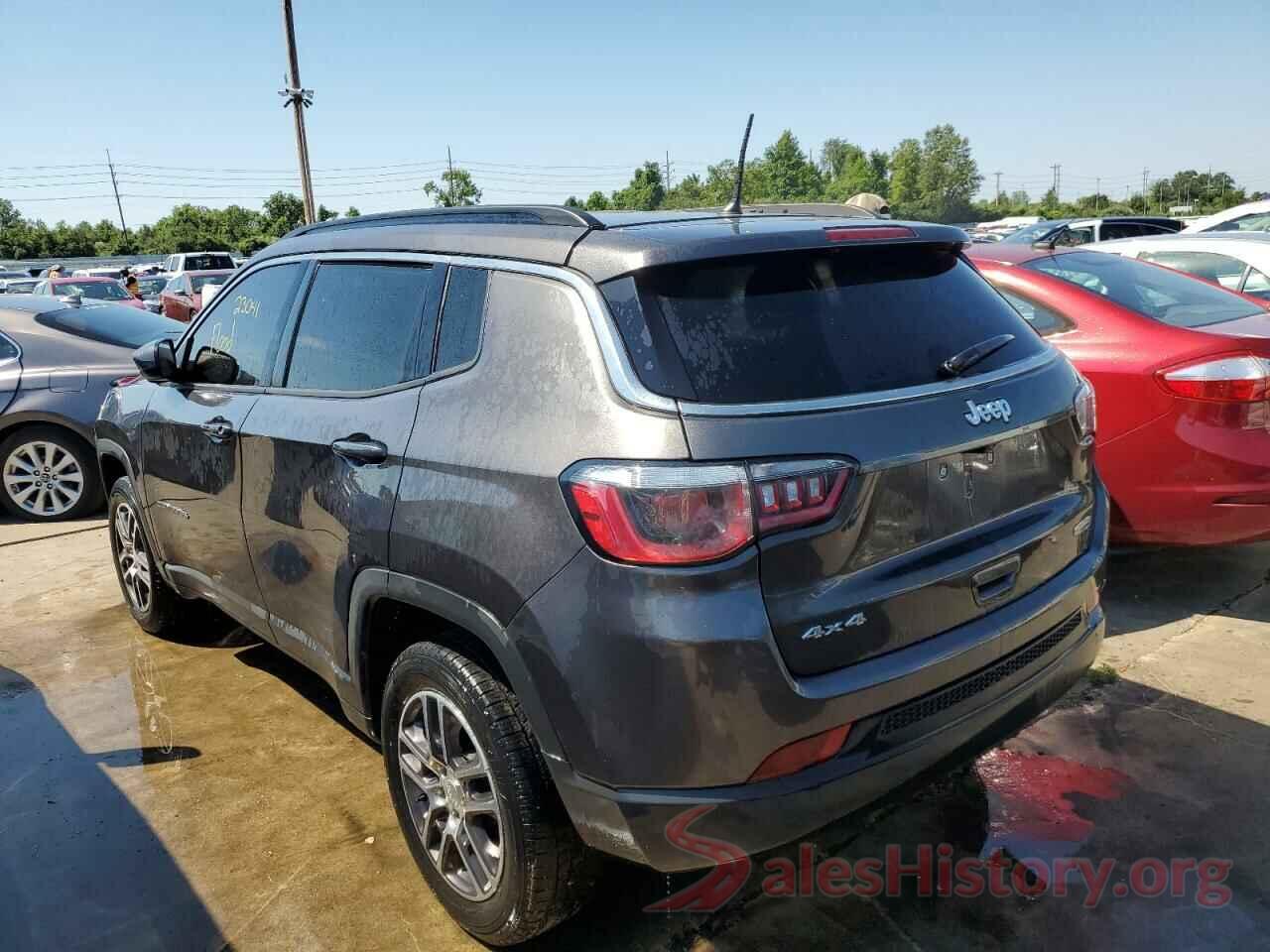 3C4NJDBB4JT112068 2018 JEEP COMPASS