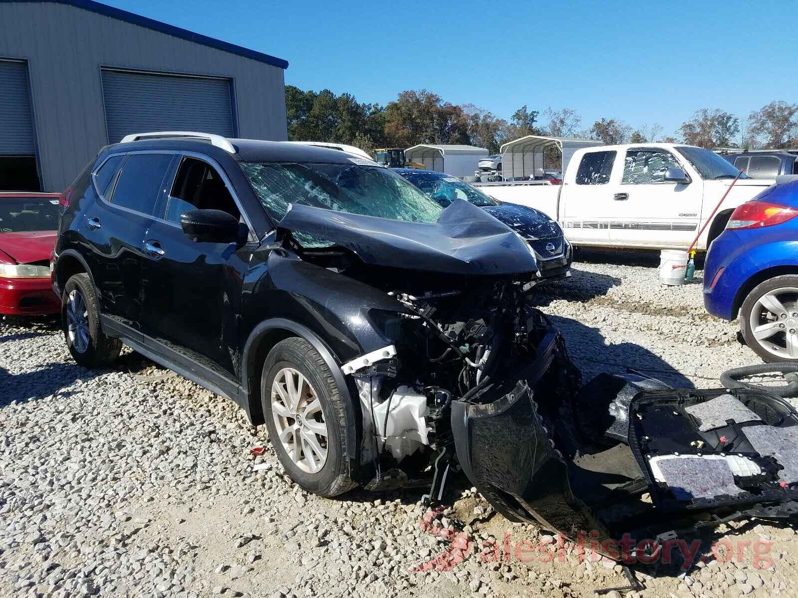 5N1AT2MT0JC852274 2018 NISSAN ROGUE