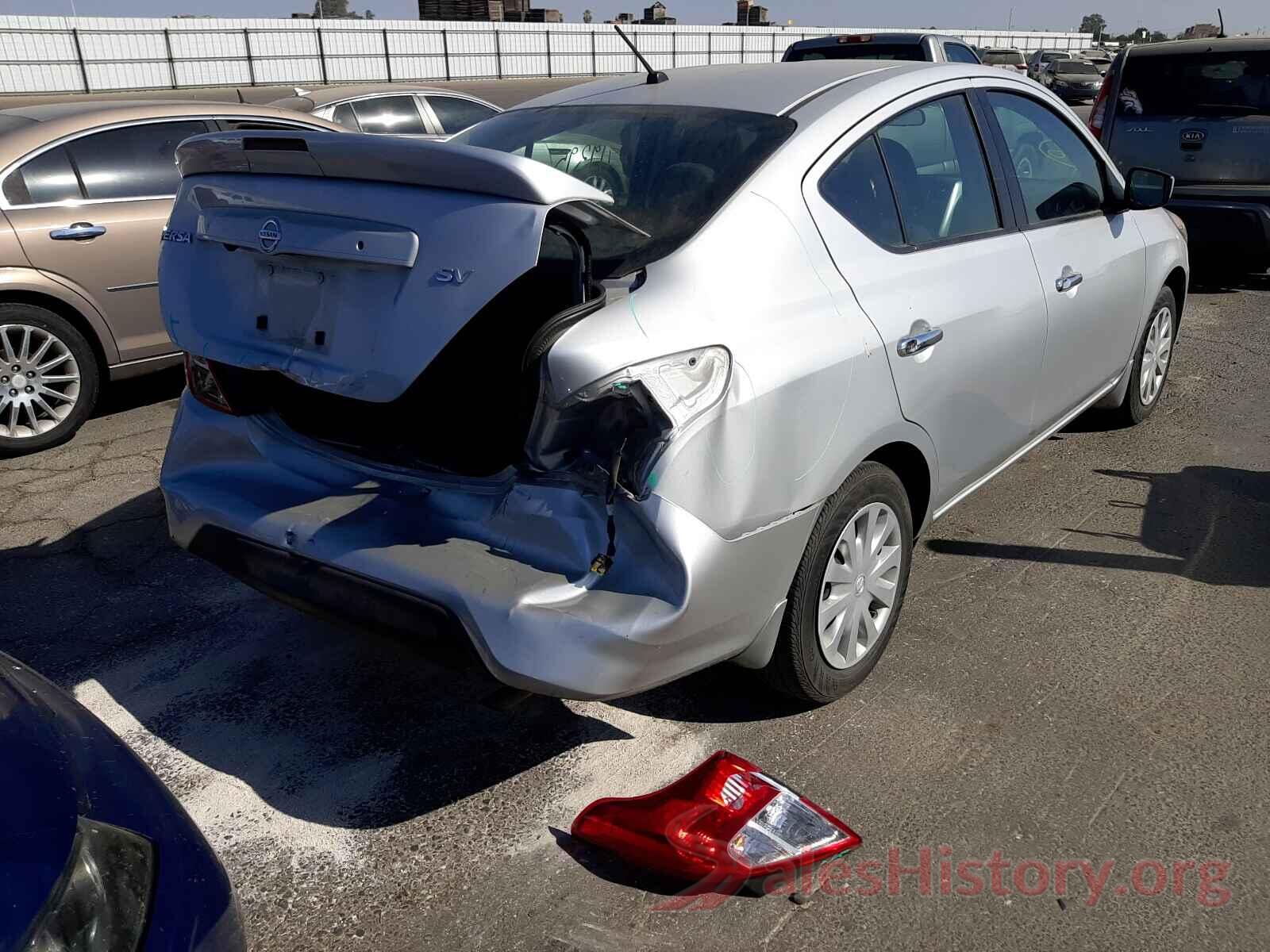 3N1CN7AP3KL811142 2019 NISSAN VERSA