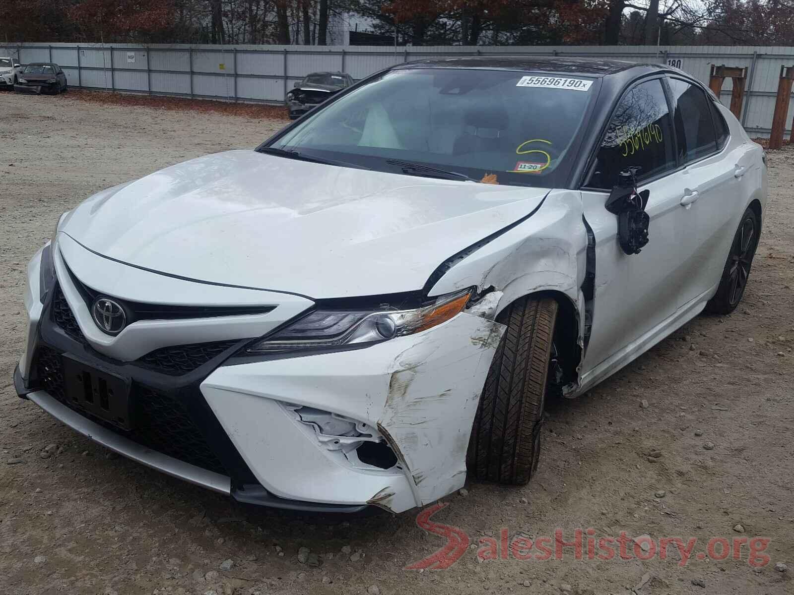 4T1B61HK2KU215437 2019 TOYOTA CAMRY