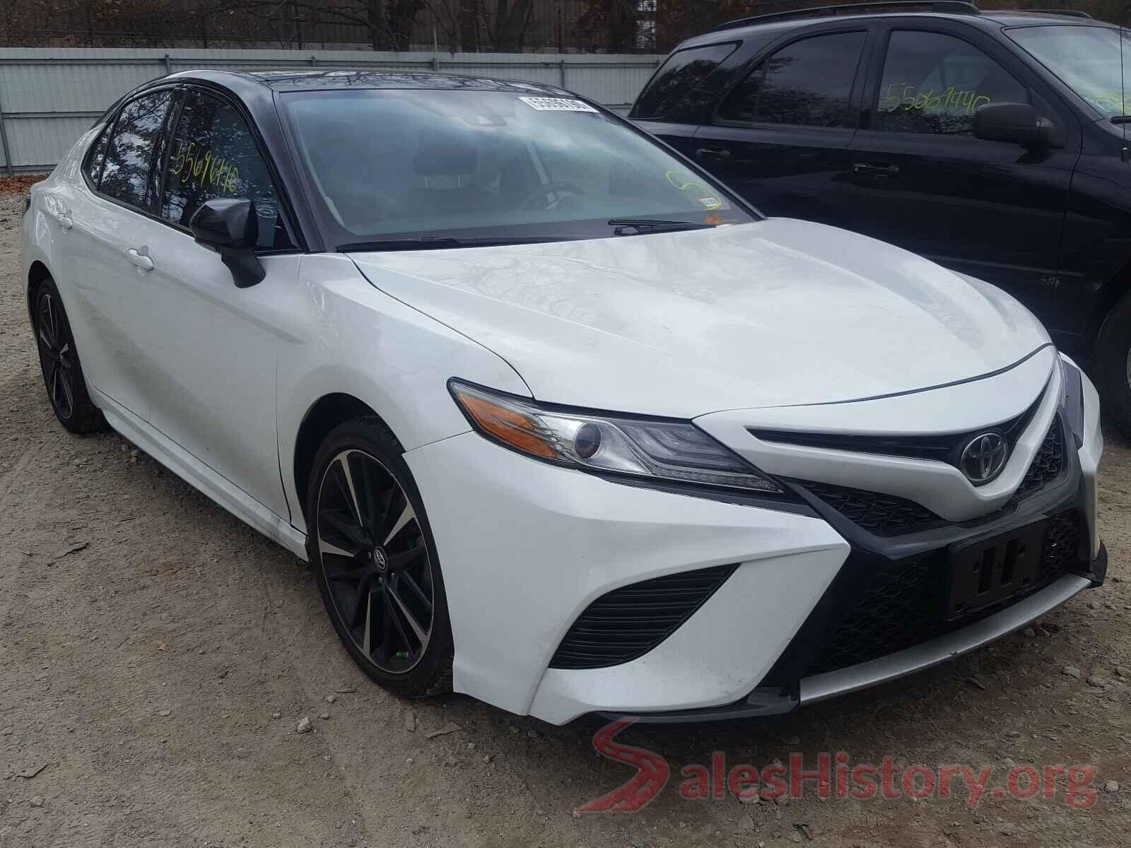 4T1B61HK2KU215437 2019 TOYOTA CAMRY