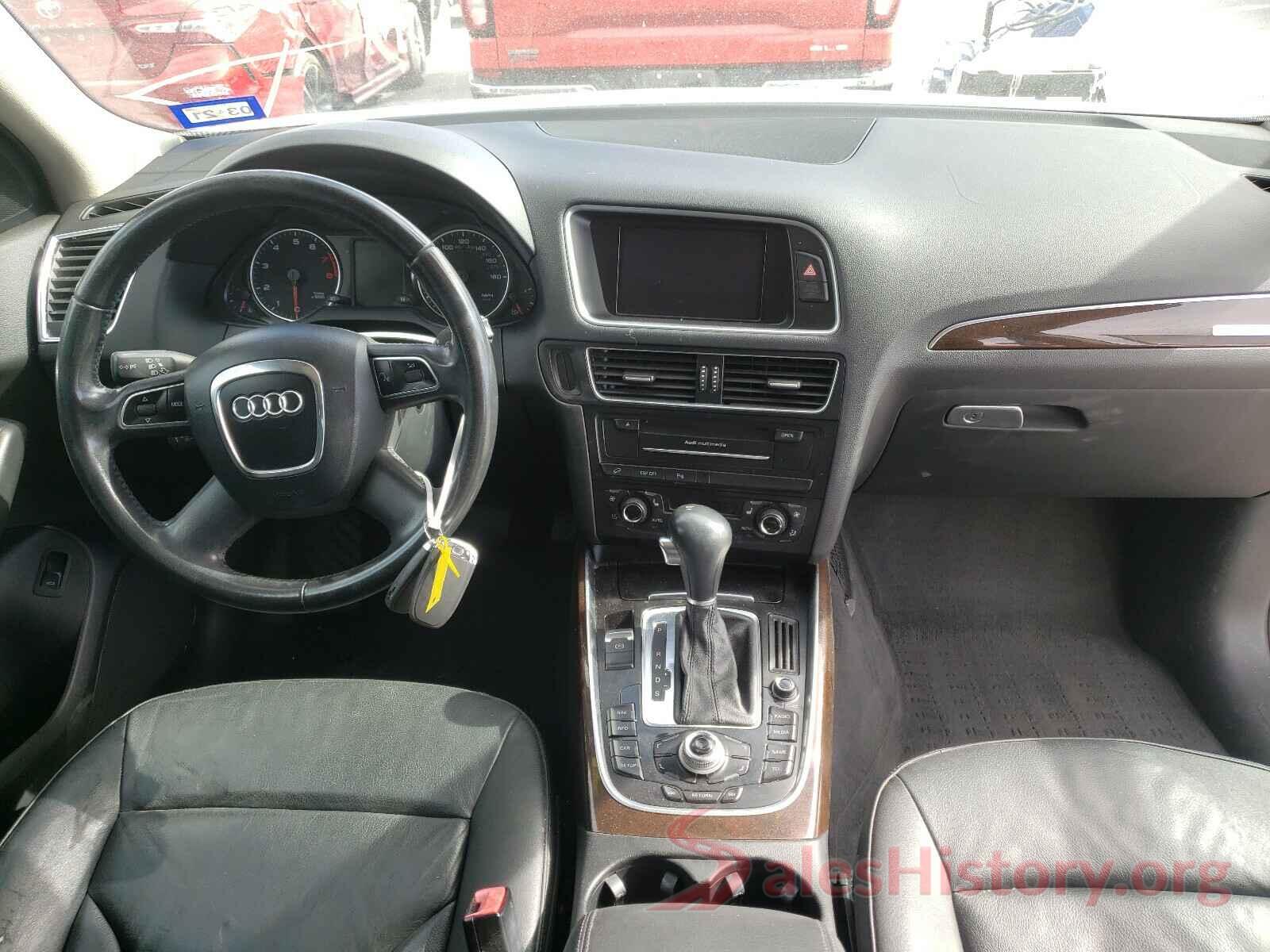 WA1LKAFP4AA053775 2010 AUDI Q5