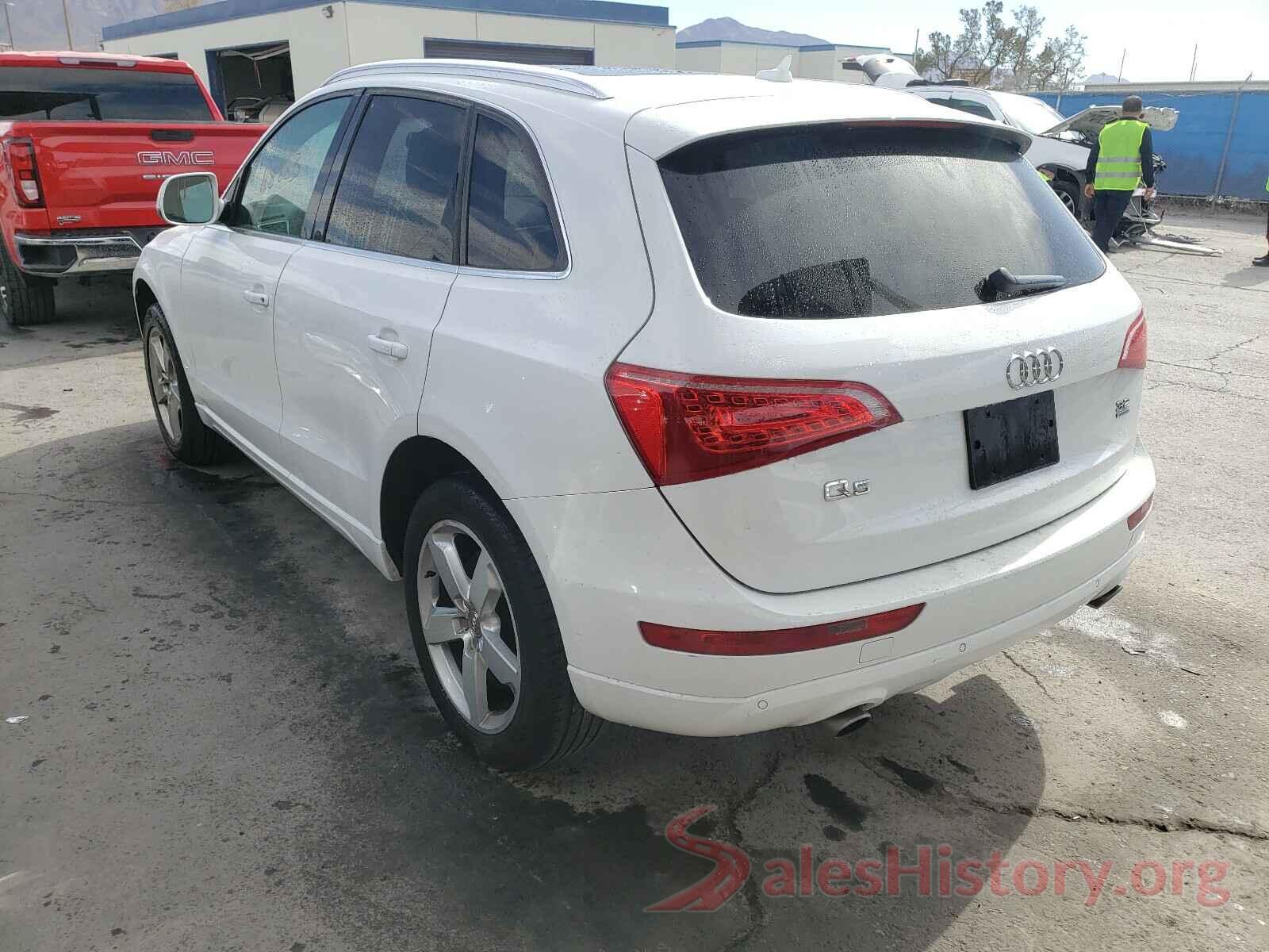 WA1LKAFP4AA053775 2010 AUDI Q5