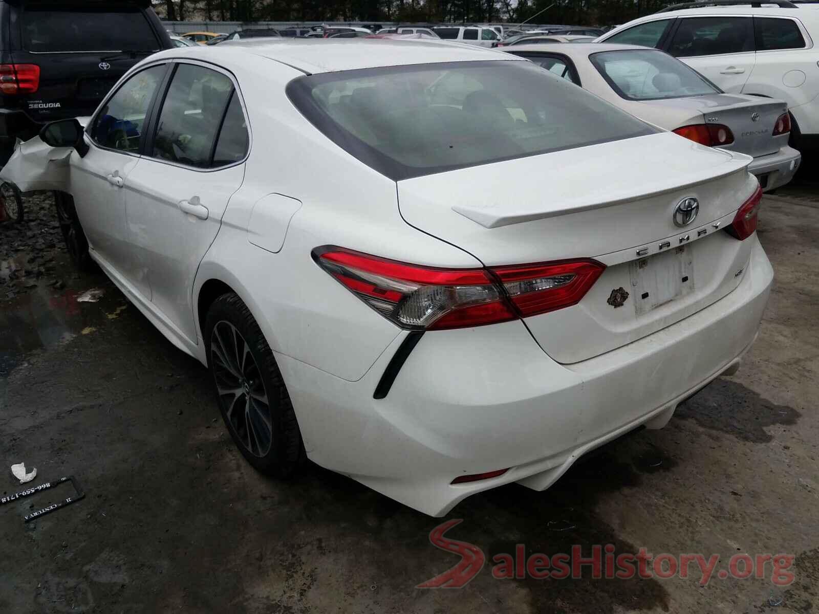 JTNB11HKXJ3015232 2018 TOYOTA CAMRY