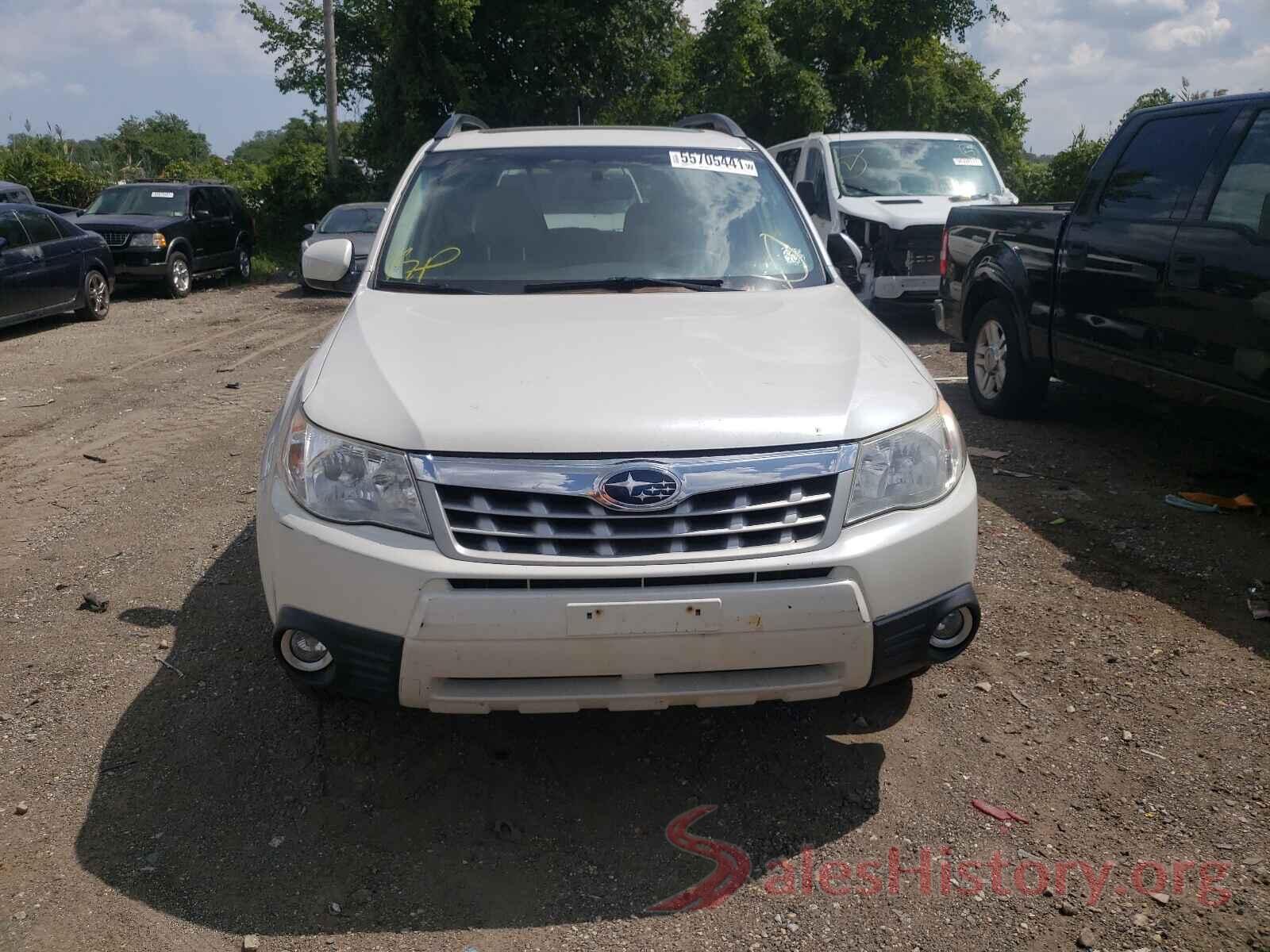 JF2SHADC3BH752793 2011 SUBARU FORESTER