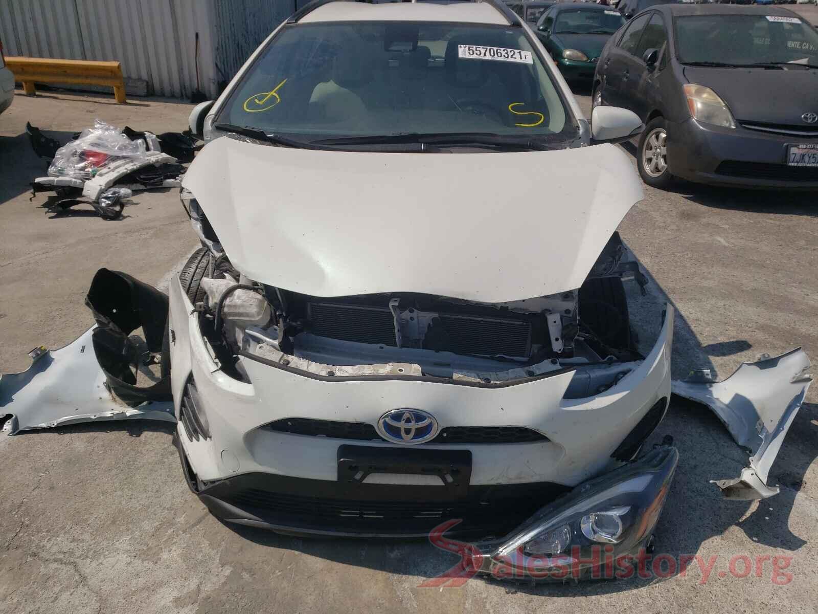 JTDKDTB34J1619914 2018 TOYOTA PRIUS