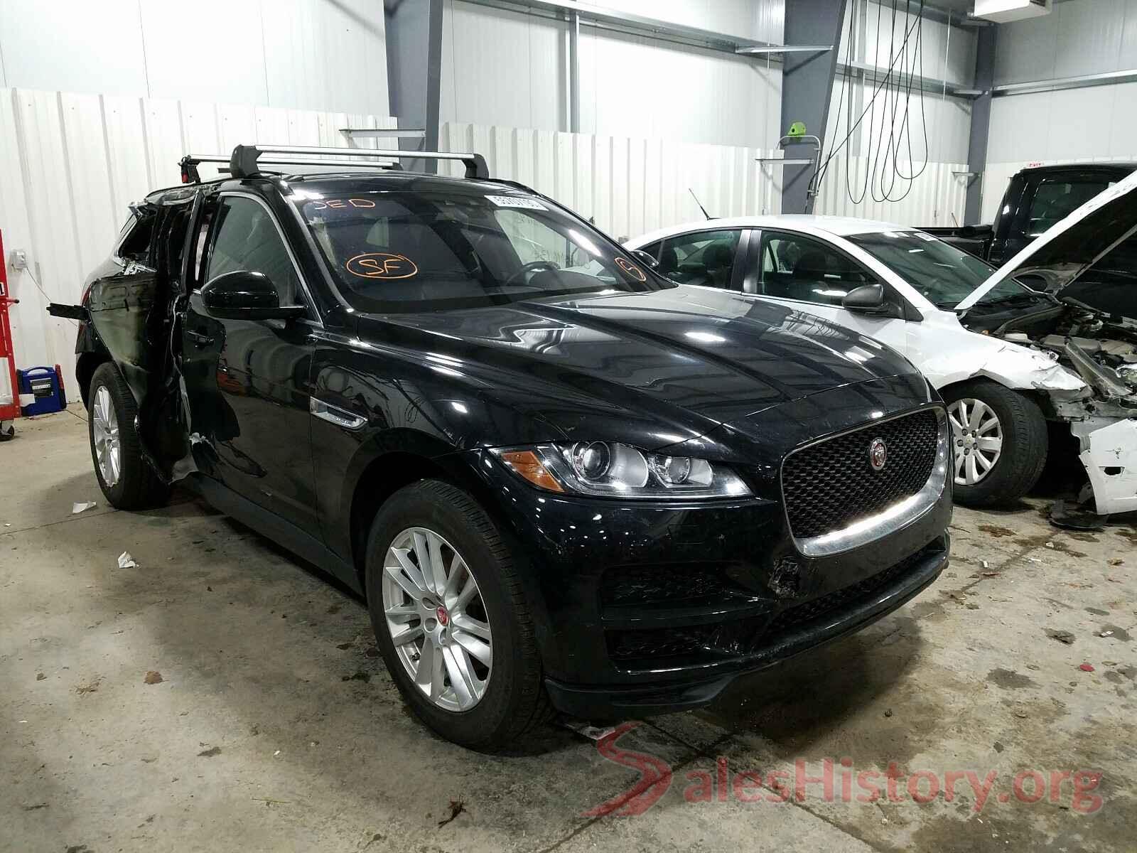 SADCK2BVXHA078498 2017 JAGUAR F-PACE