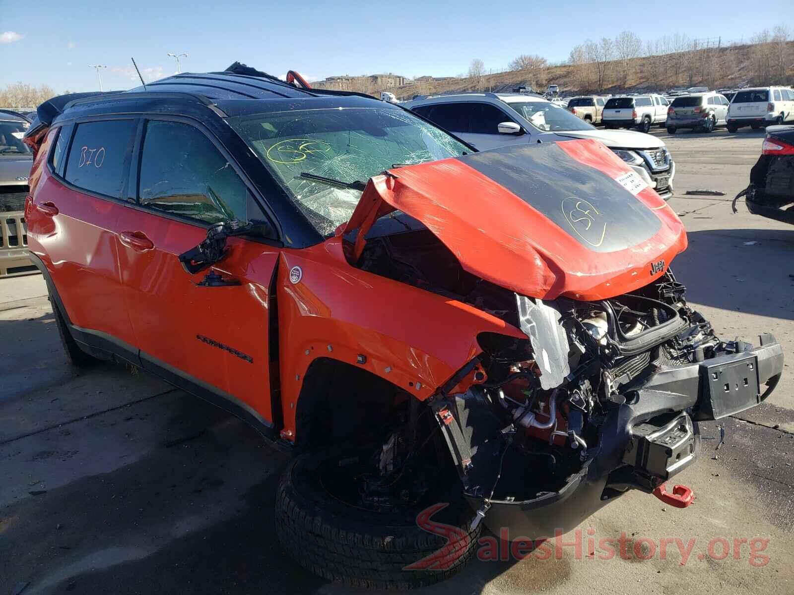 3C4NJDDB4JT403215 2018 JEEP COMPASS