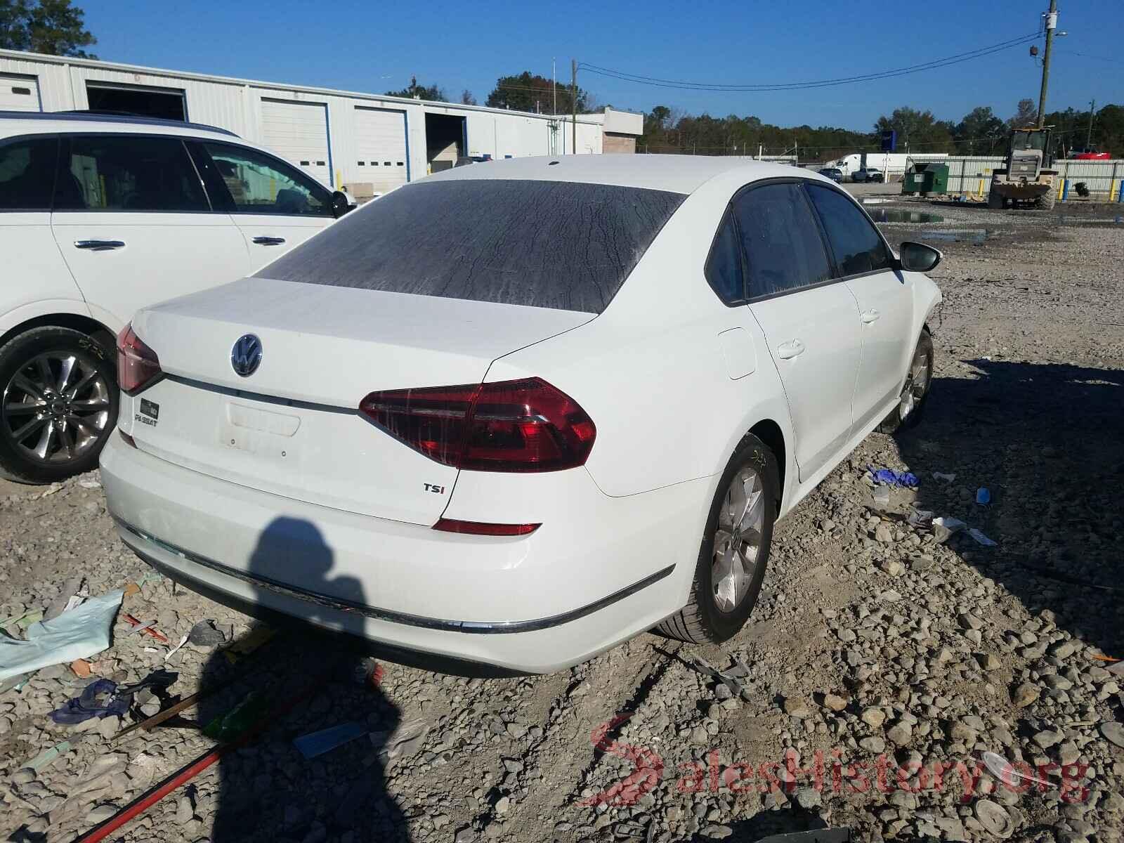 1VWAA7A35JC027372 2018 VOLKSWAGEN PASSAT